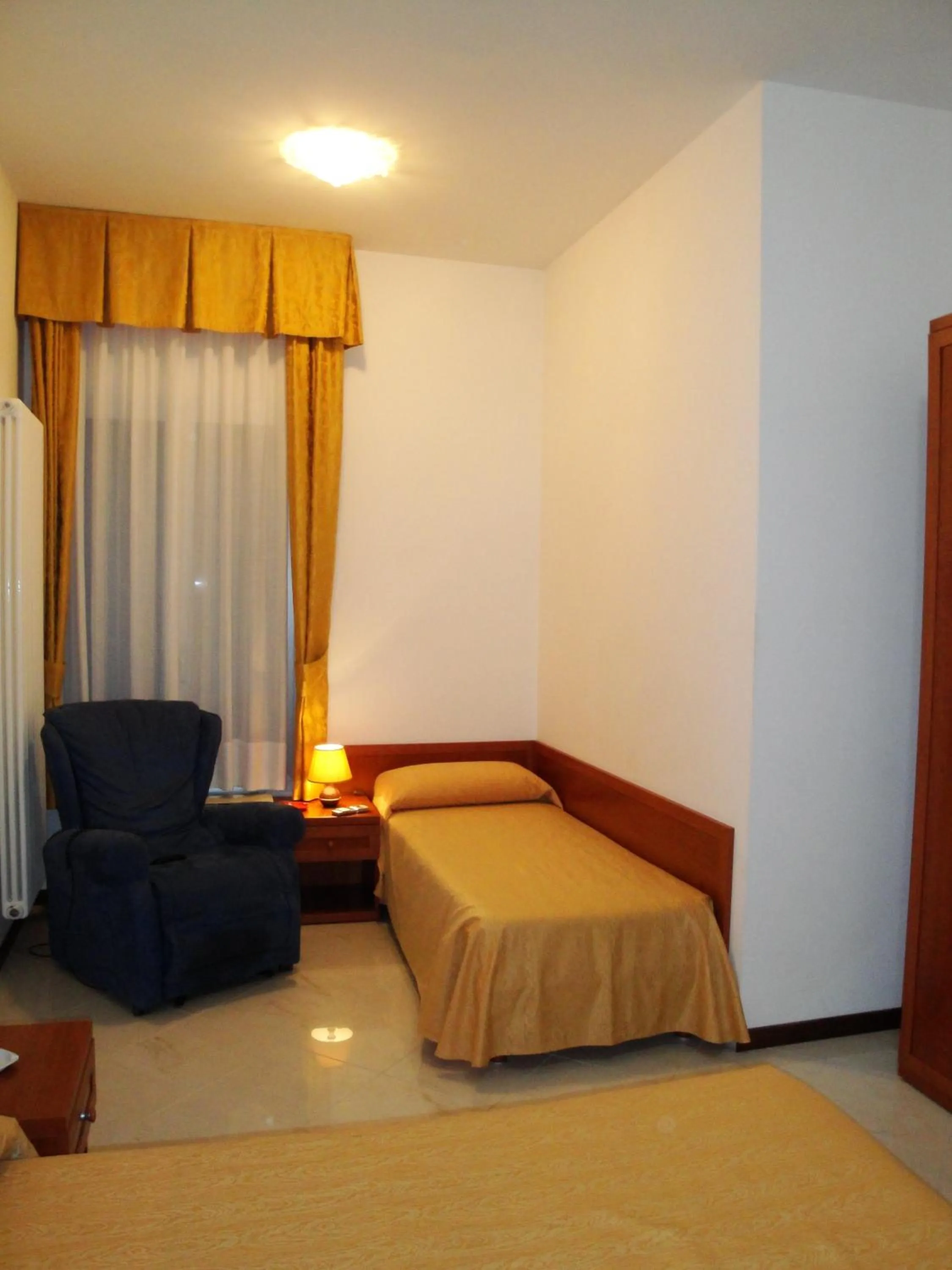 Decorative detail, Bed in Cannaregio II Apartments