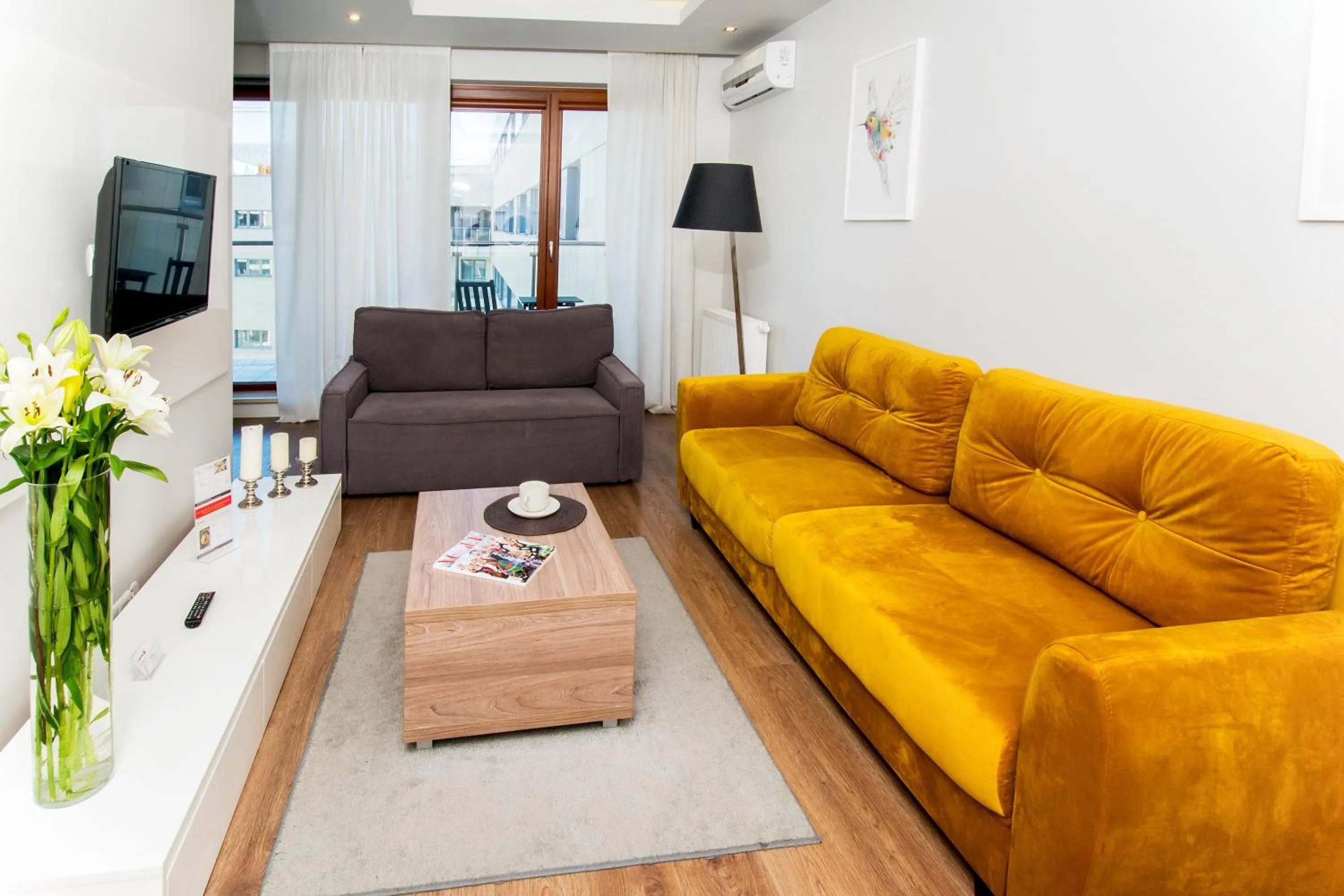 TV and multimedia in erApartments Oxygen Residence