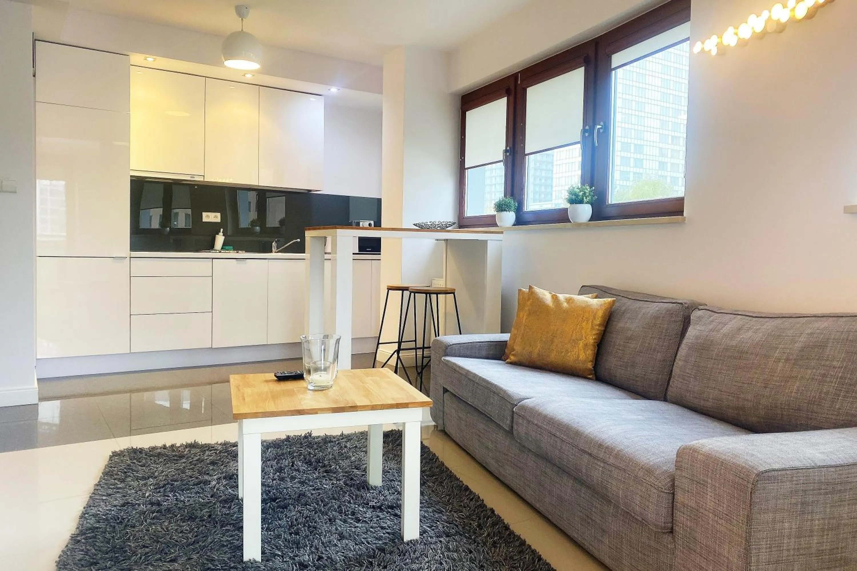 Kitchen or kitchenette in erApartments Oxygen Residence