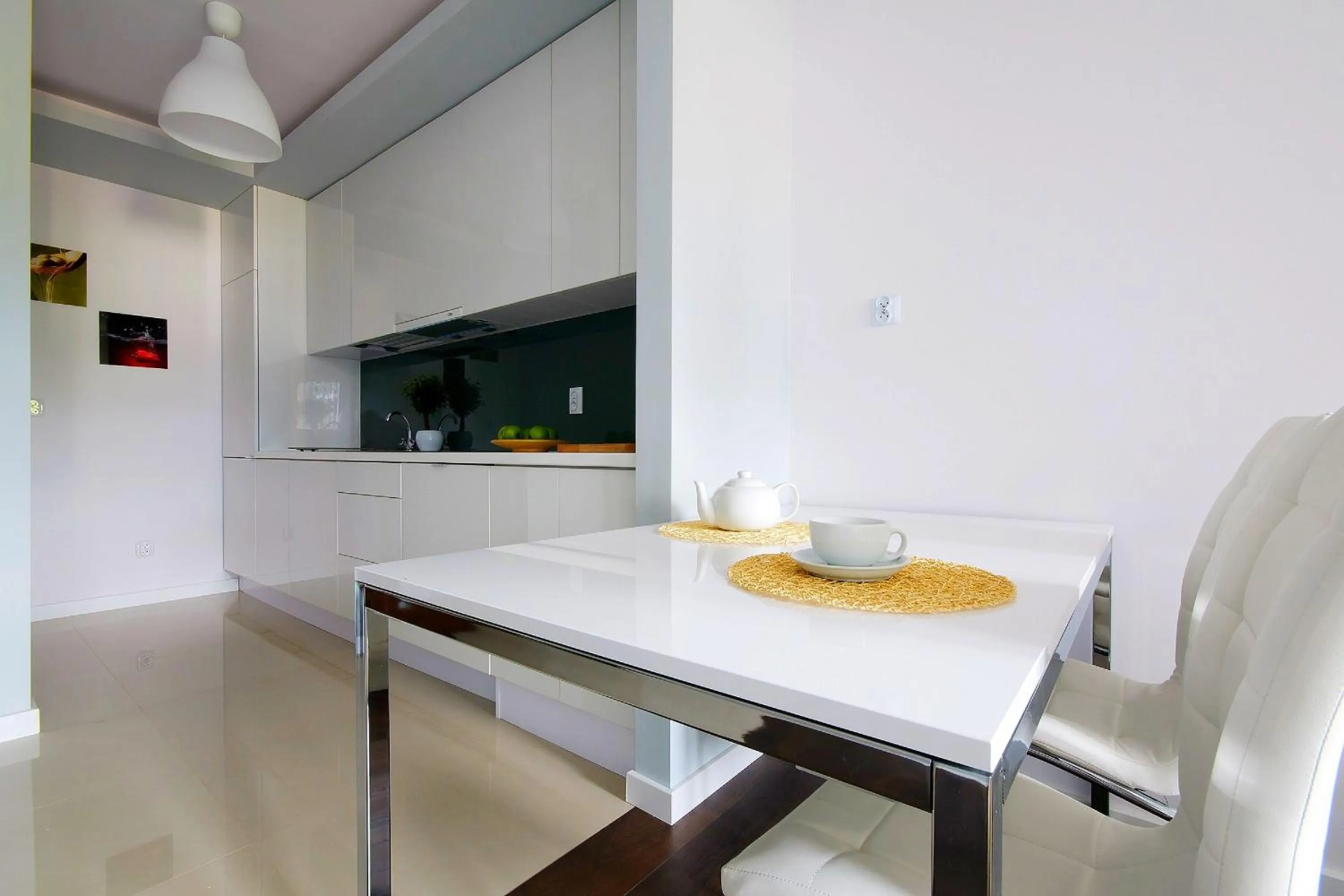 Kitchen or kitchenette in erApartments Oxygen Residence