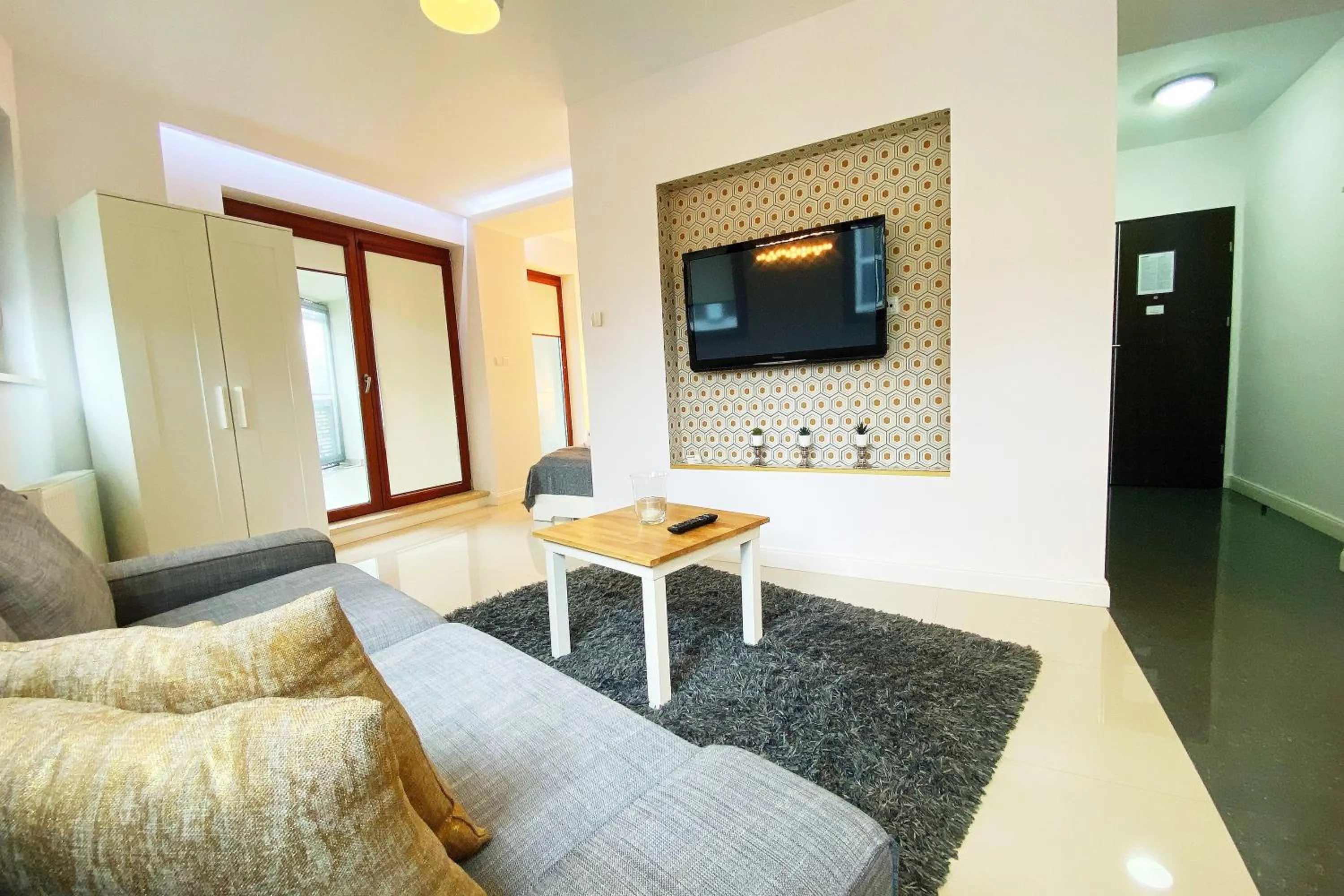 TV and multimedia in erApartments Oxygen Residence