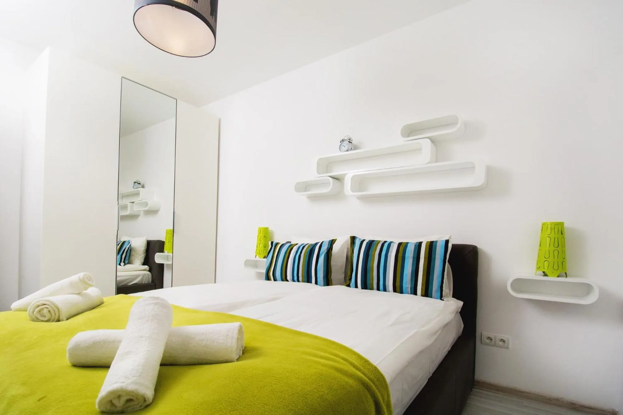 Bed in erApartments Oxygen Residence