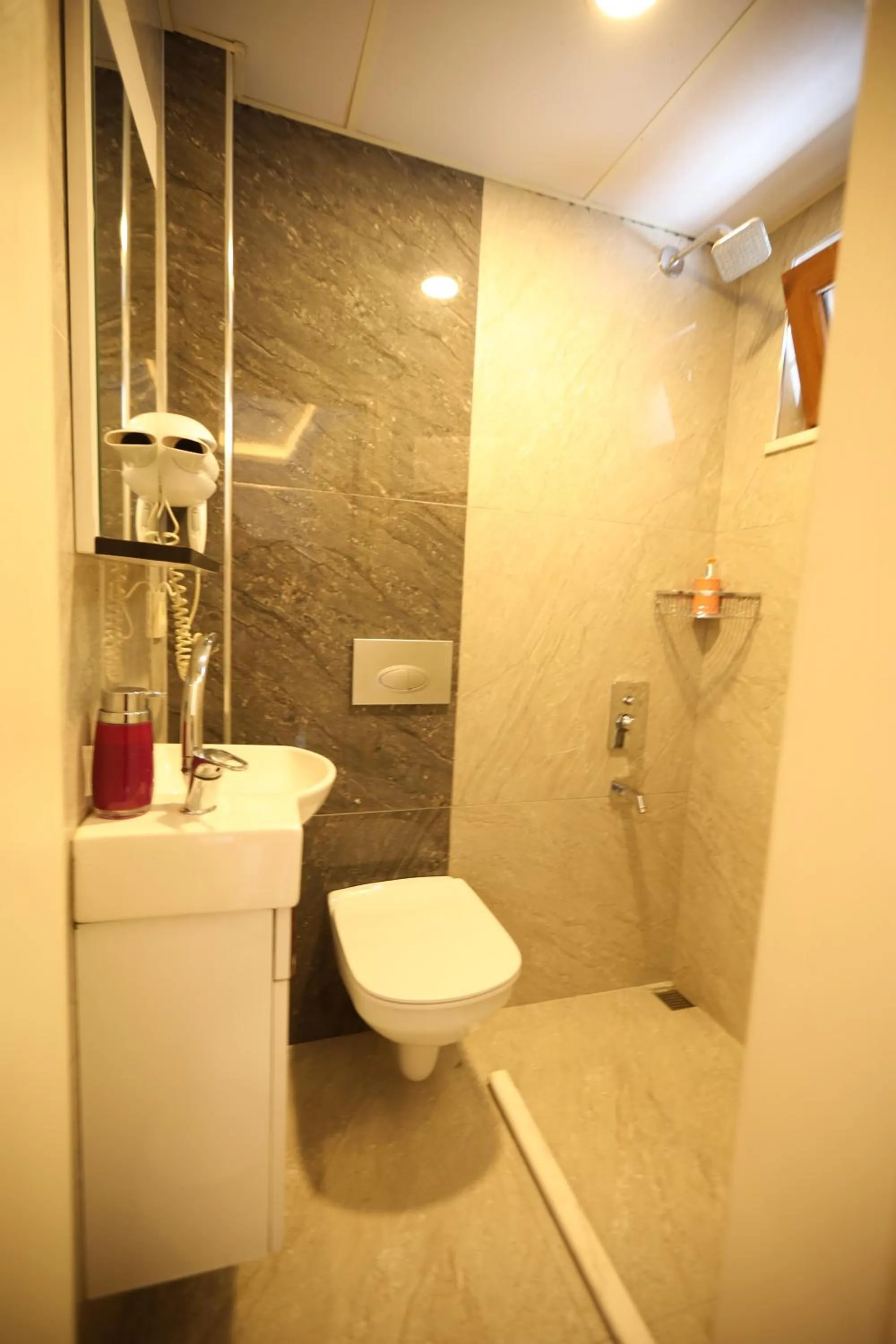 Toilet in Emek Pansiyon