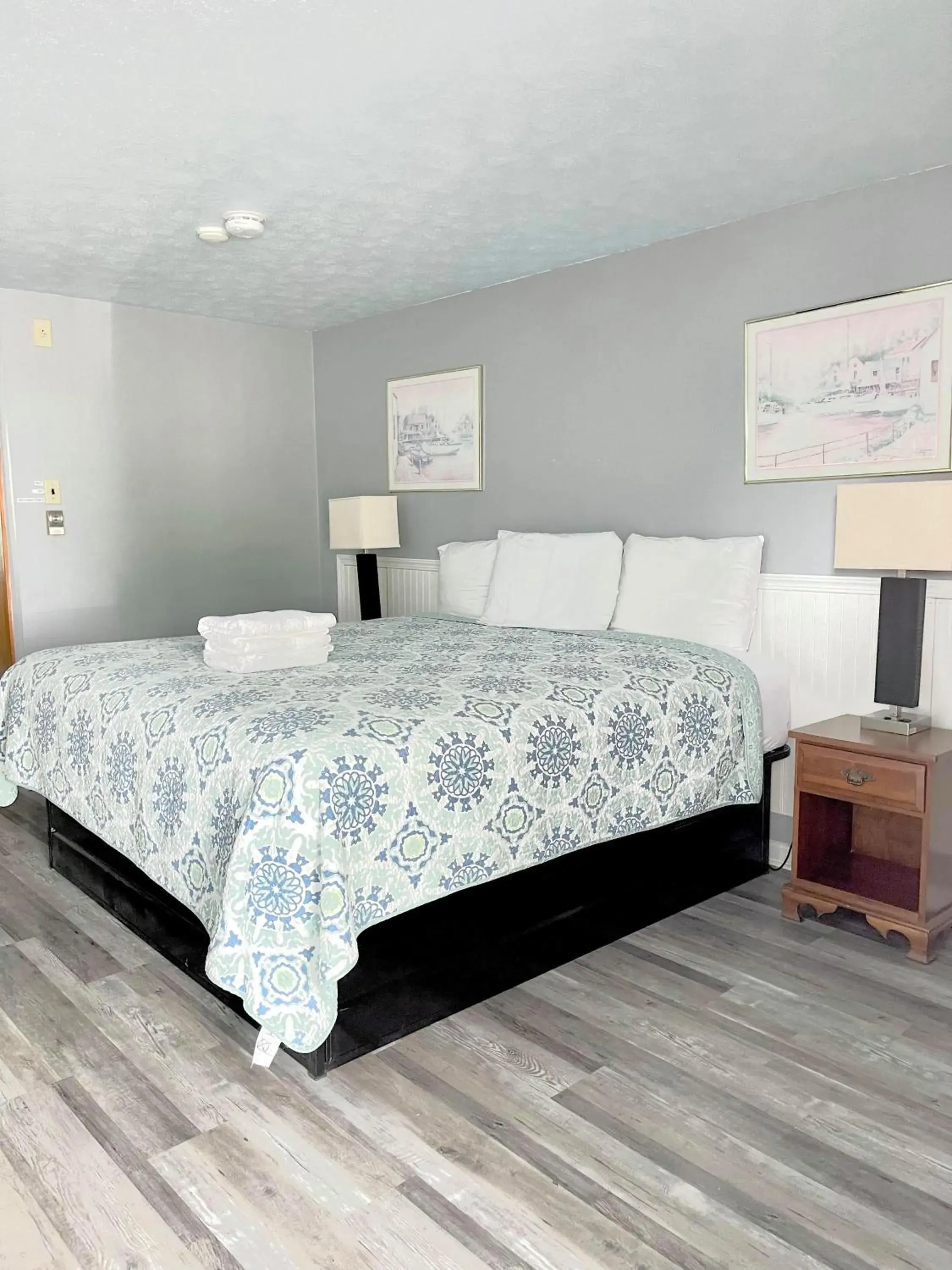 King Room (First Floor) in Seacoast Motel King Room (First Floor) in Seacoast Motel