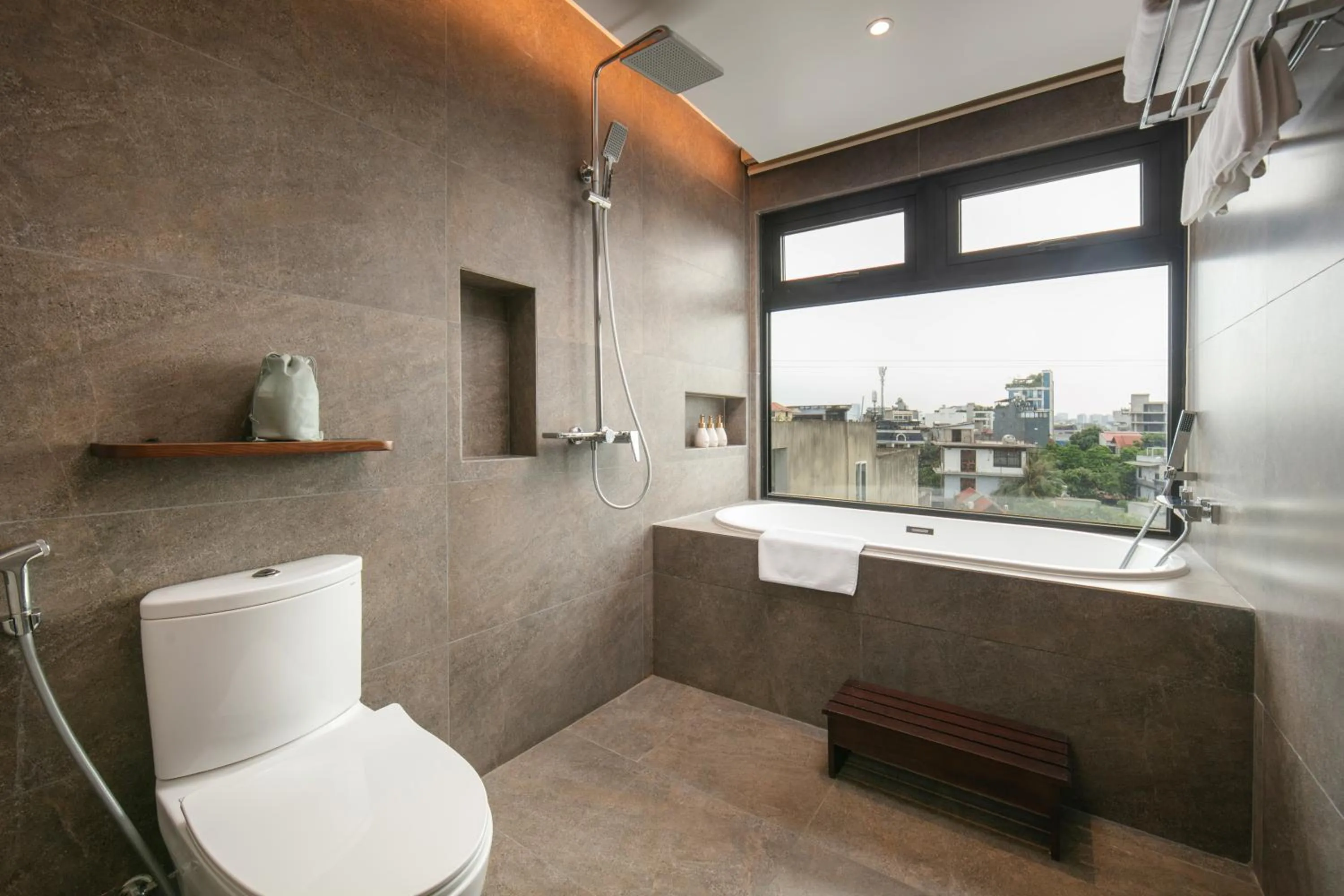 Shower in Hanoi Riverview Boutique Hotel & Apartment