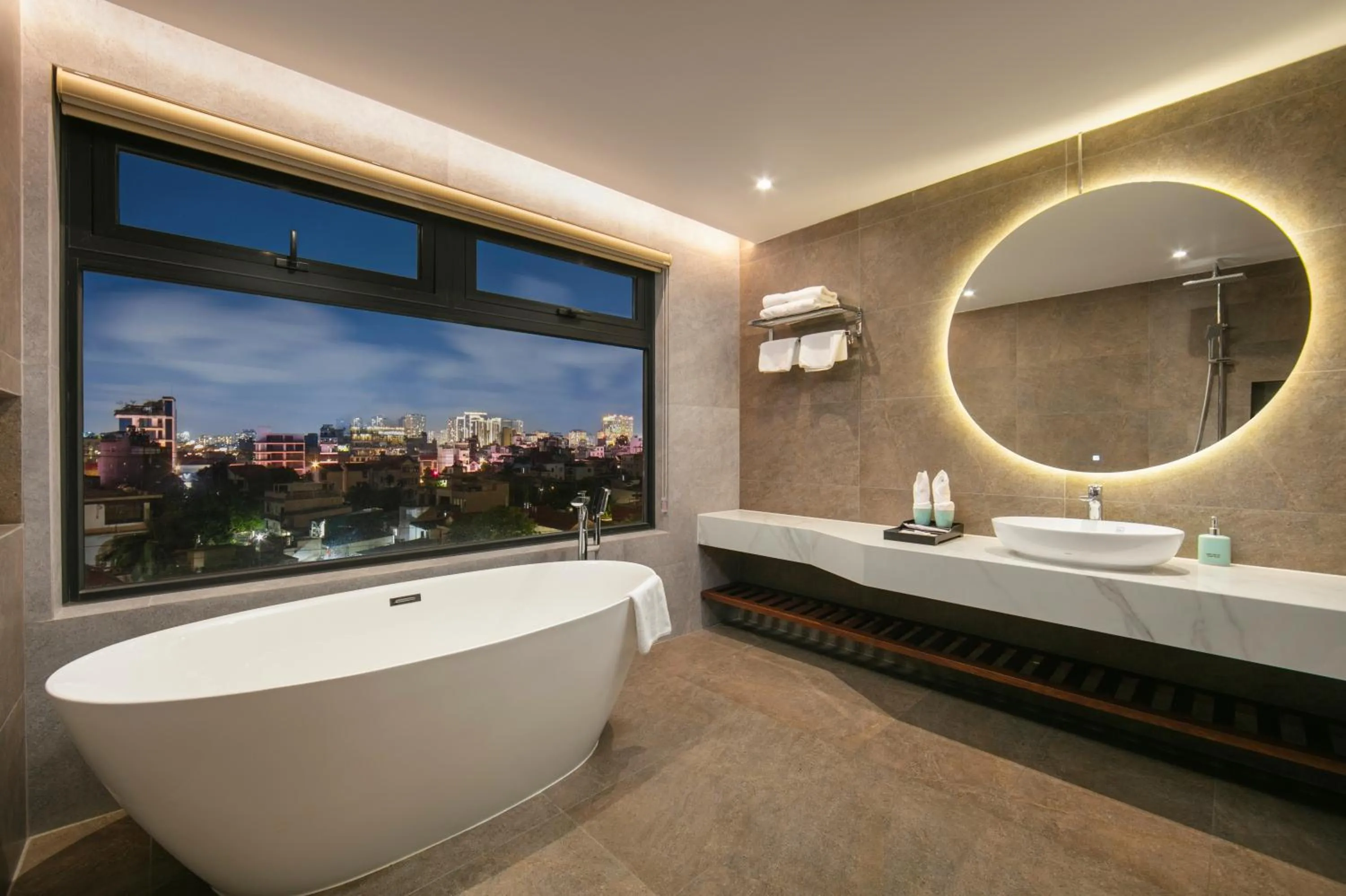 Bathroom in Hanoi Riverview Boutique Hotel & Apartment