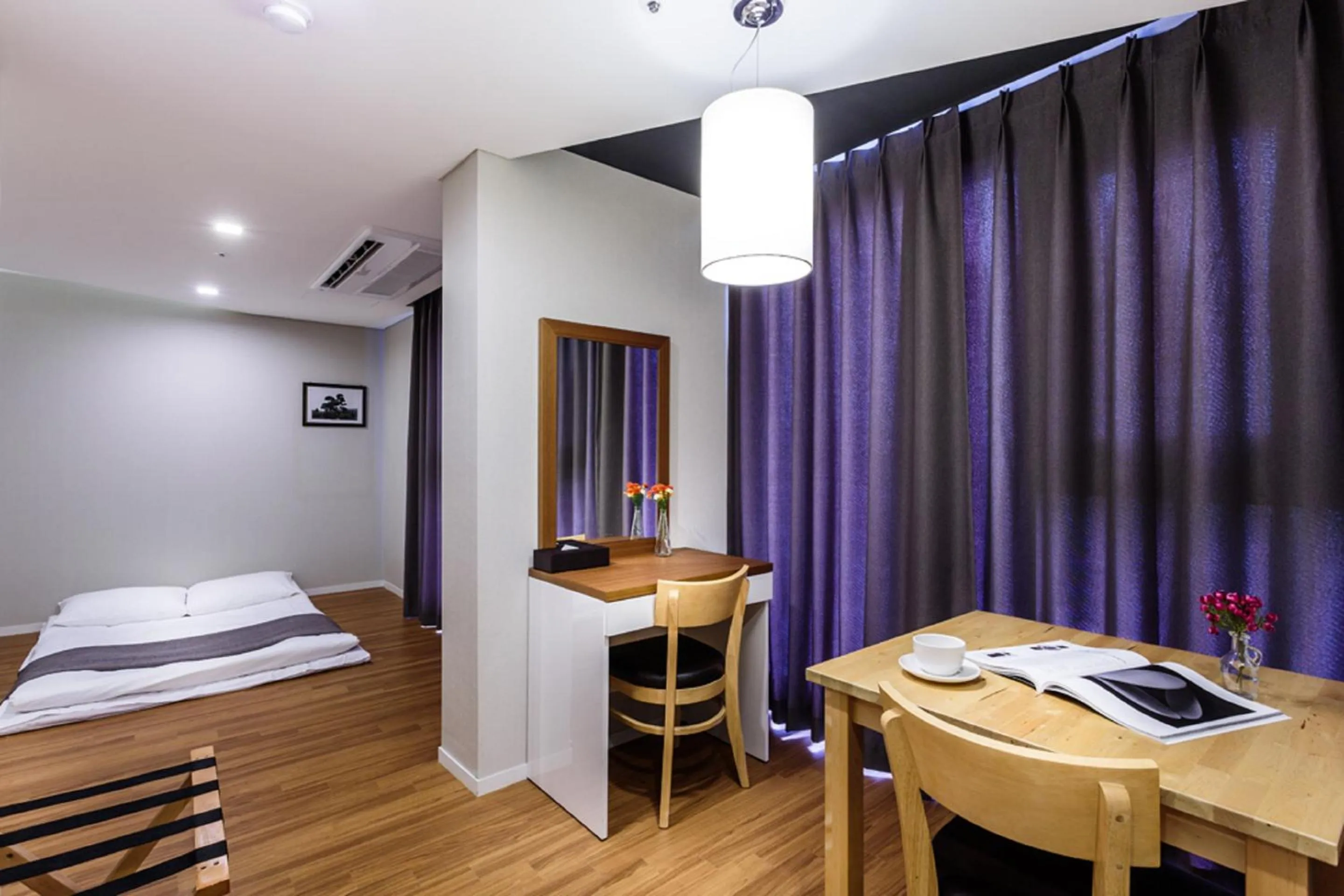 Photo of the whole room, Bed in Vistacay Hotel Worldcup