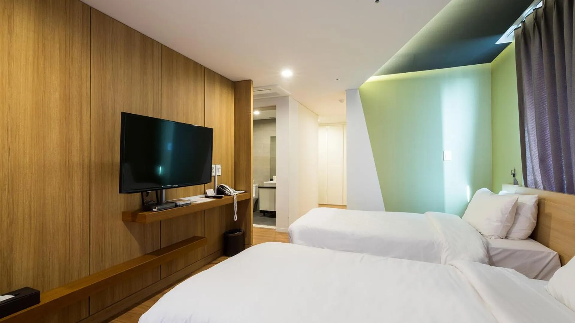 Bed in Vistacay Hotel Worldcup