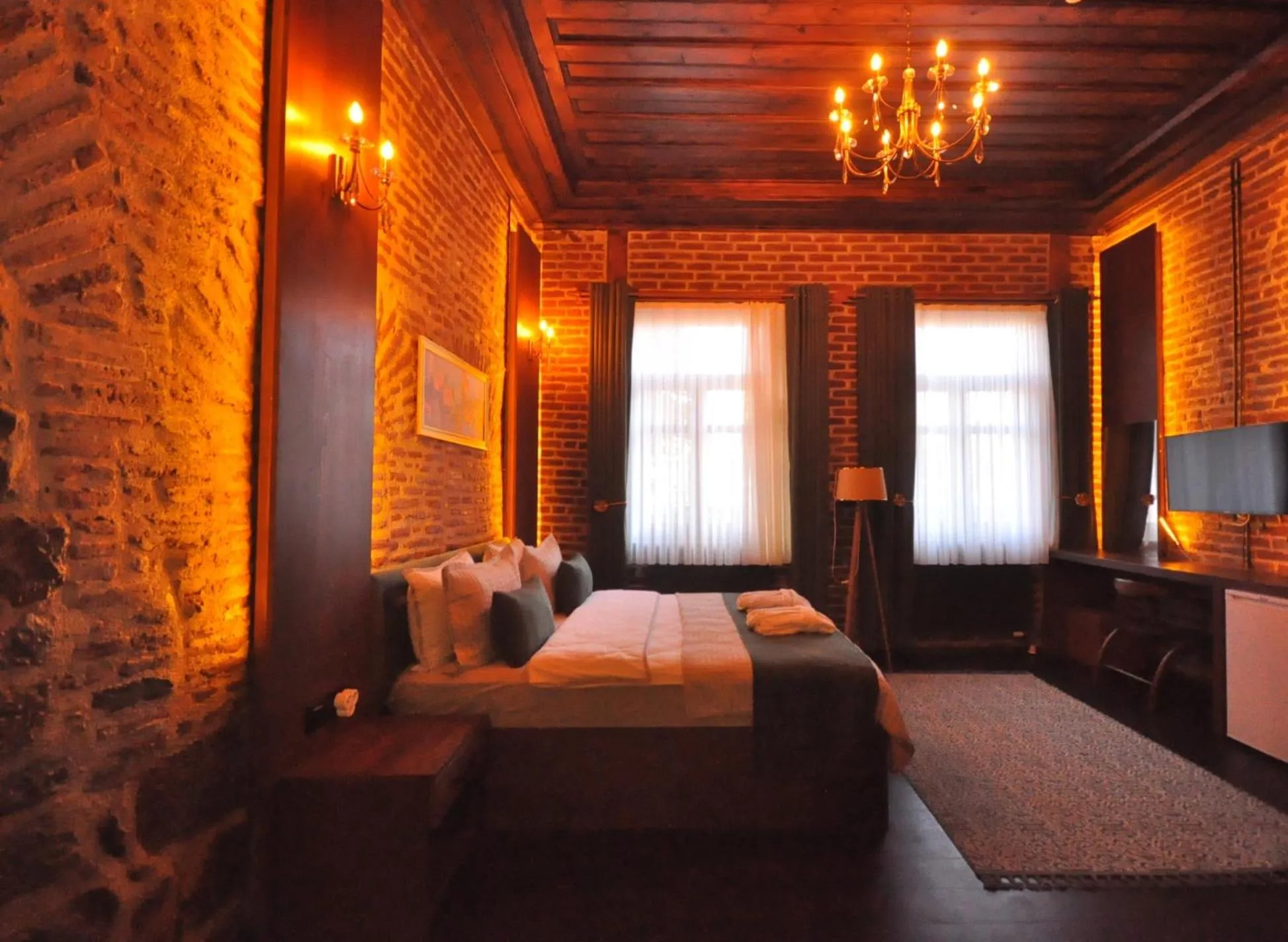 Bed in Mihman Konak Hotel