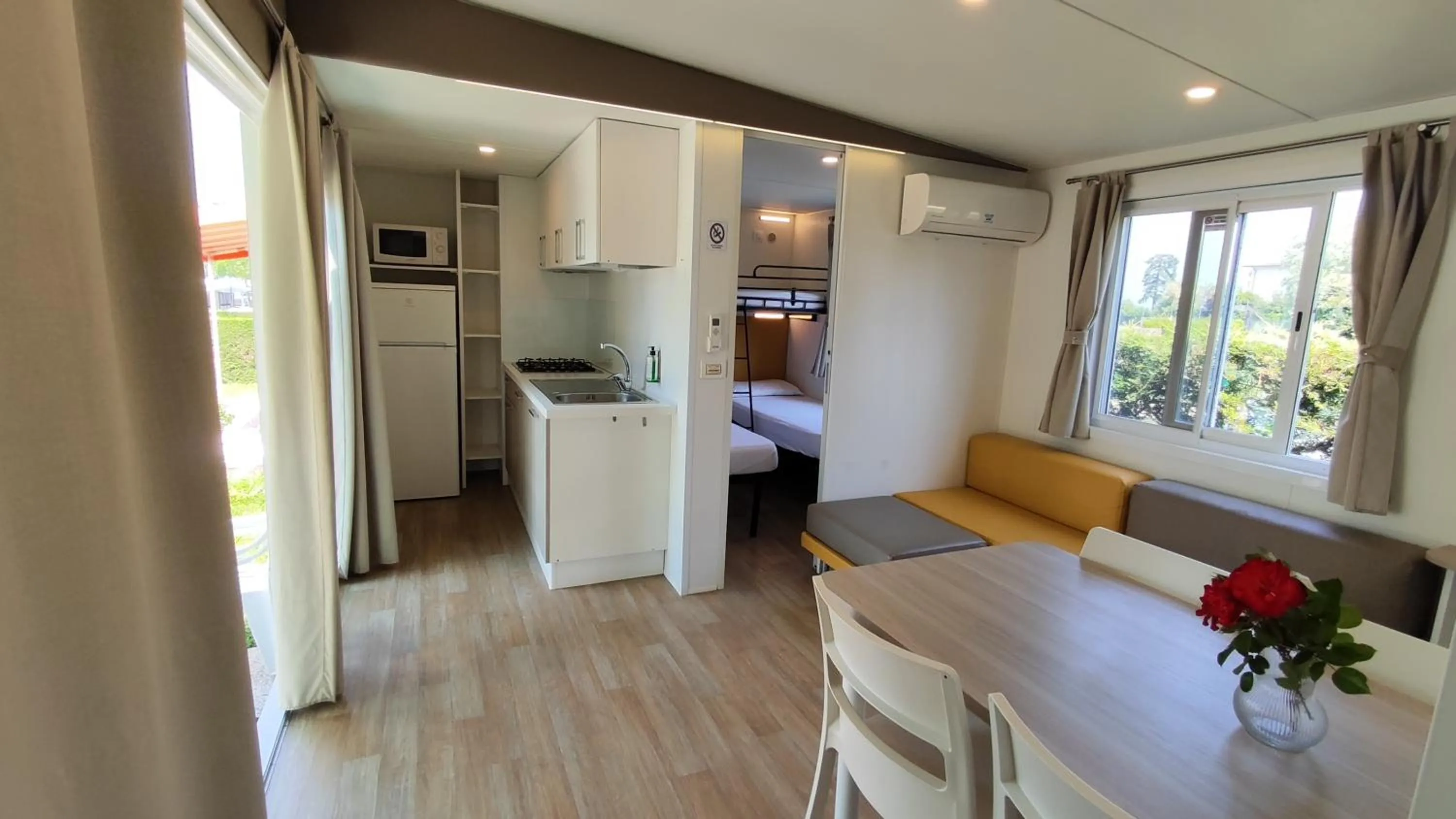 Bed in Campeggio del Garda