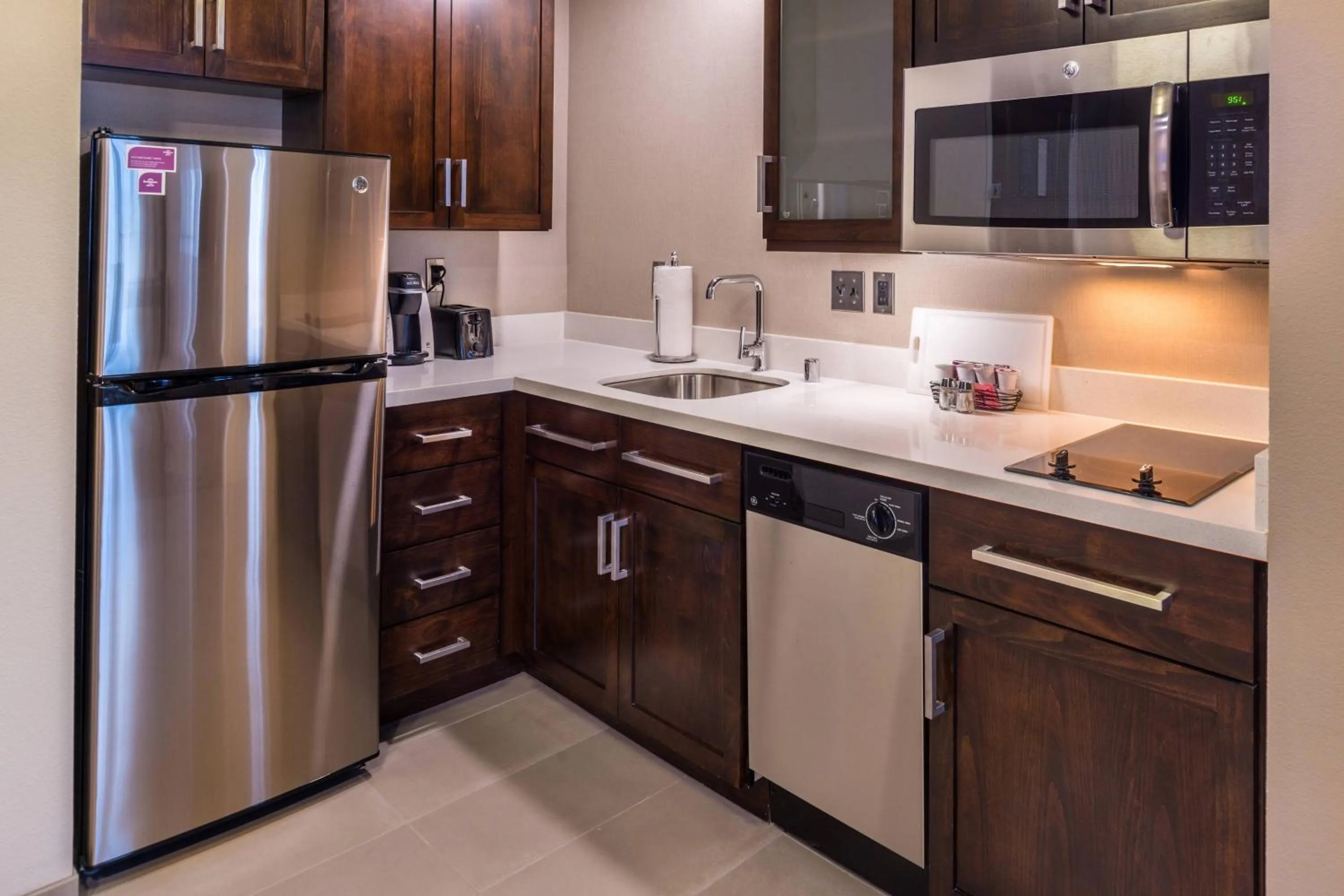 Kitchen or kitchenette in Residence Inn by Marriott Seattle University District