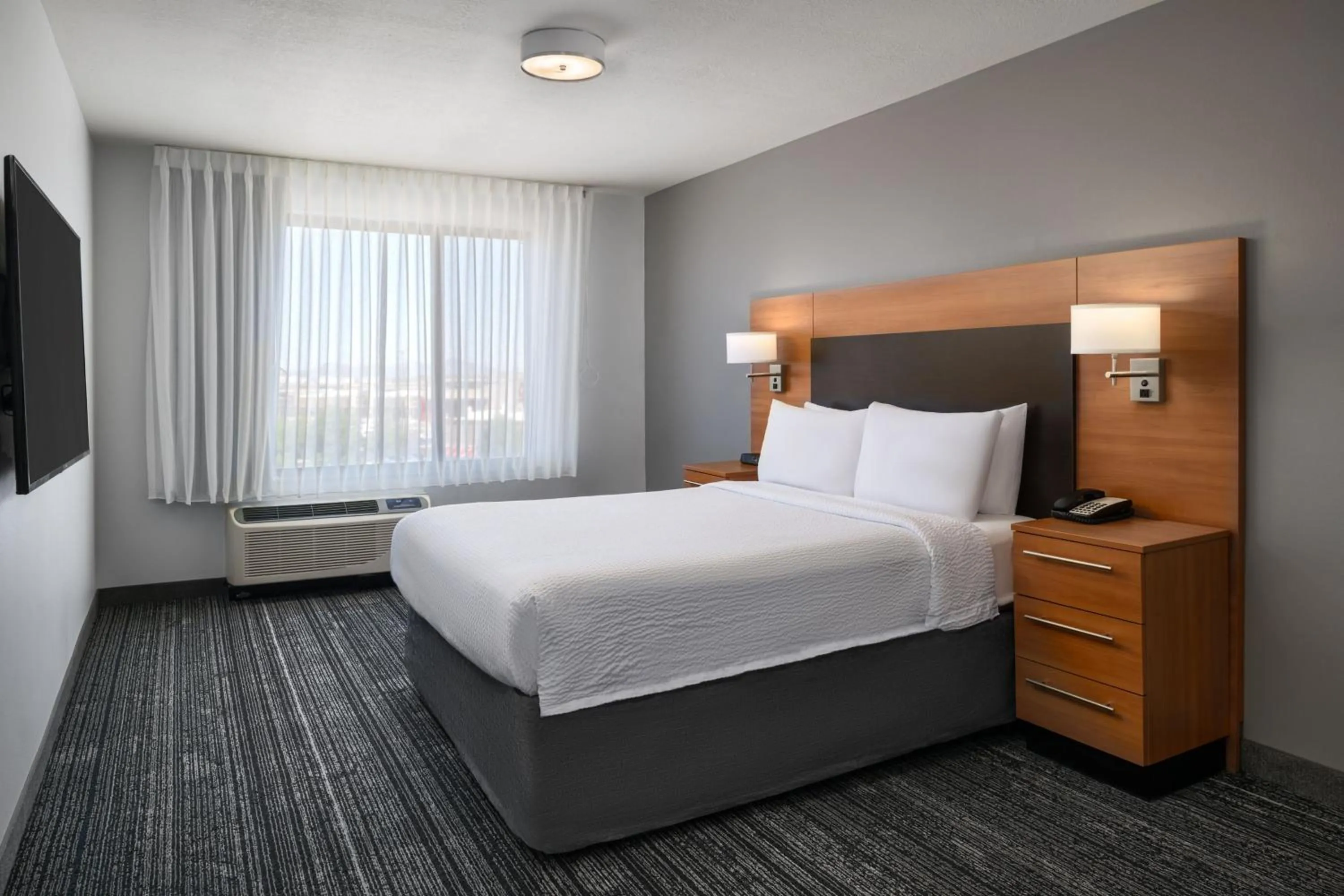 Bedroom, Bed in TownePlace Suites by Marriott Salt Lake City-West Valley