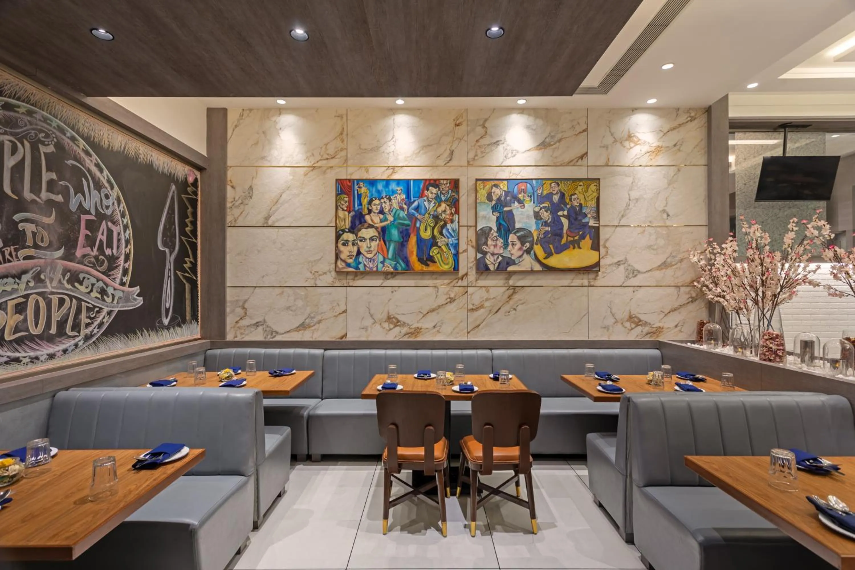 Restaurant/places to eat in Hill Berry - A SoVo Hotel