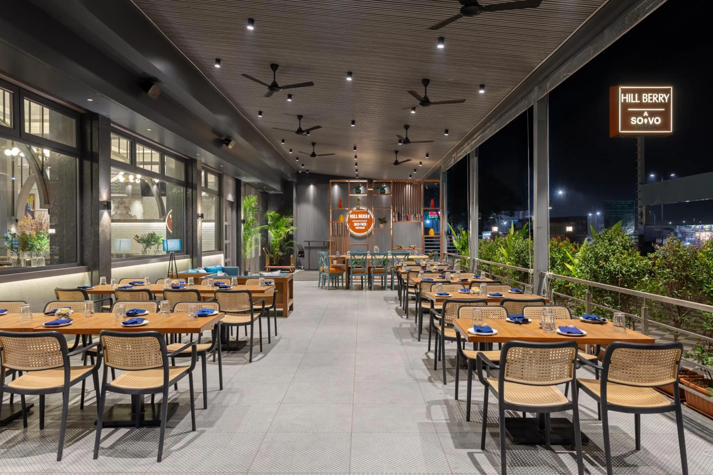 Restaurant/places to eat in Hill Berry - A SoVo Hotel