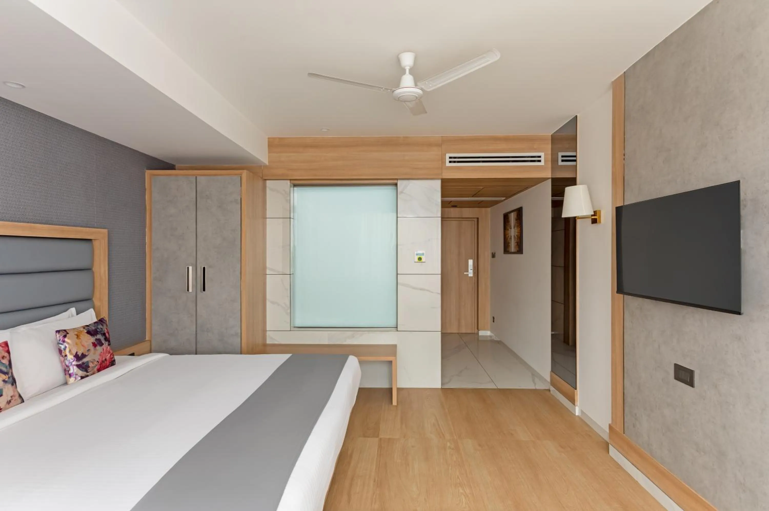 Bedroom, Bed in Hill Berry - A SoVo Hotel