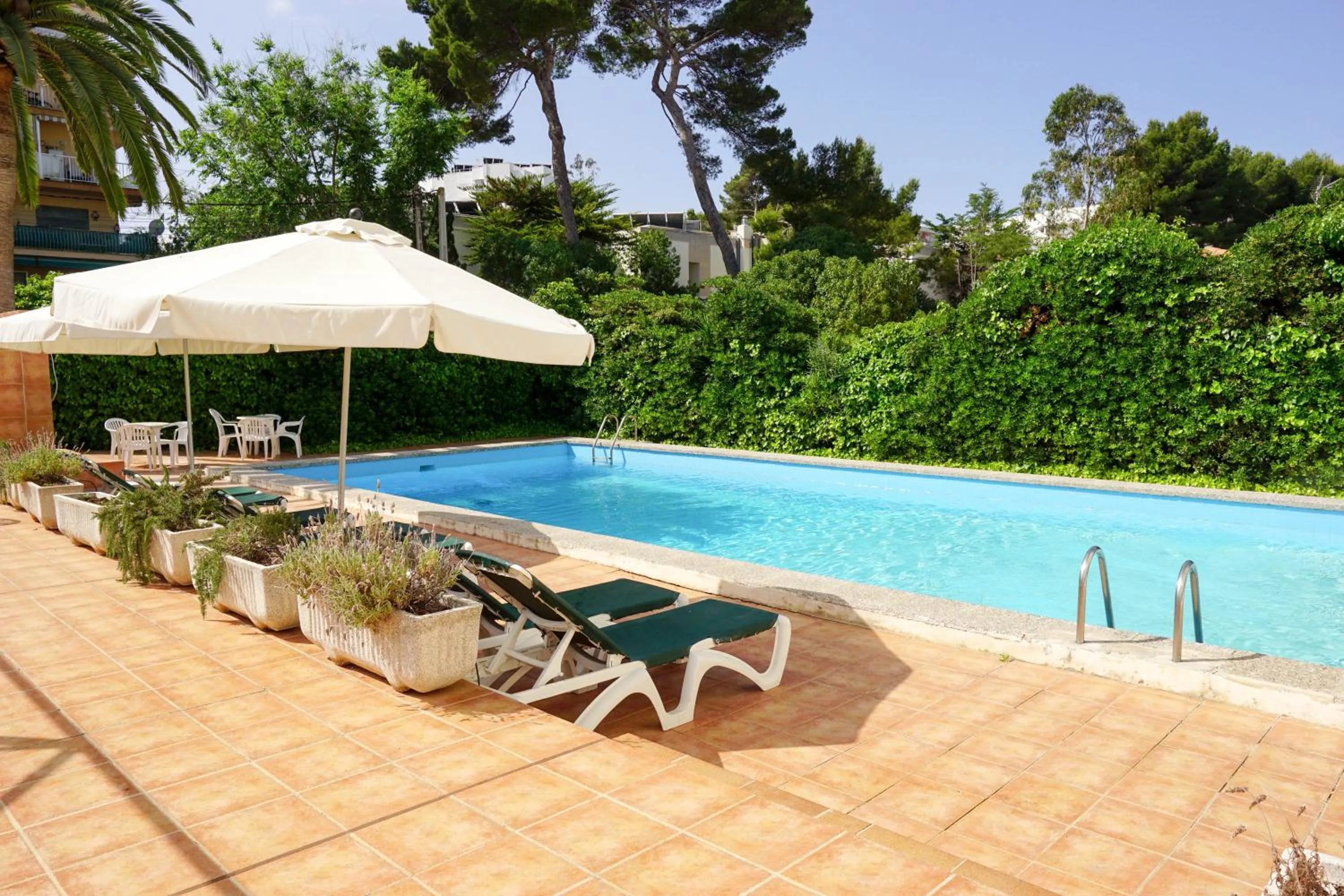 Swimming pool in Houm Nets - Adults Only