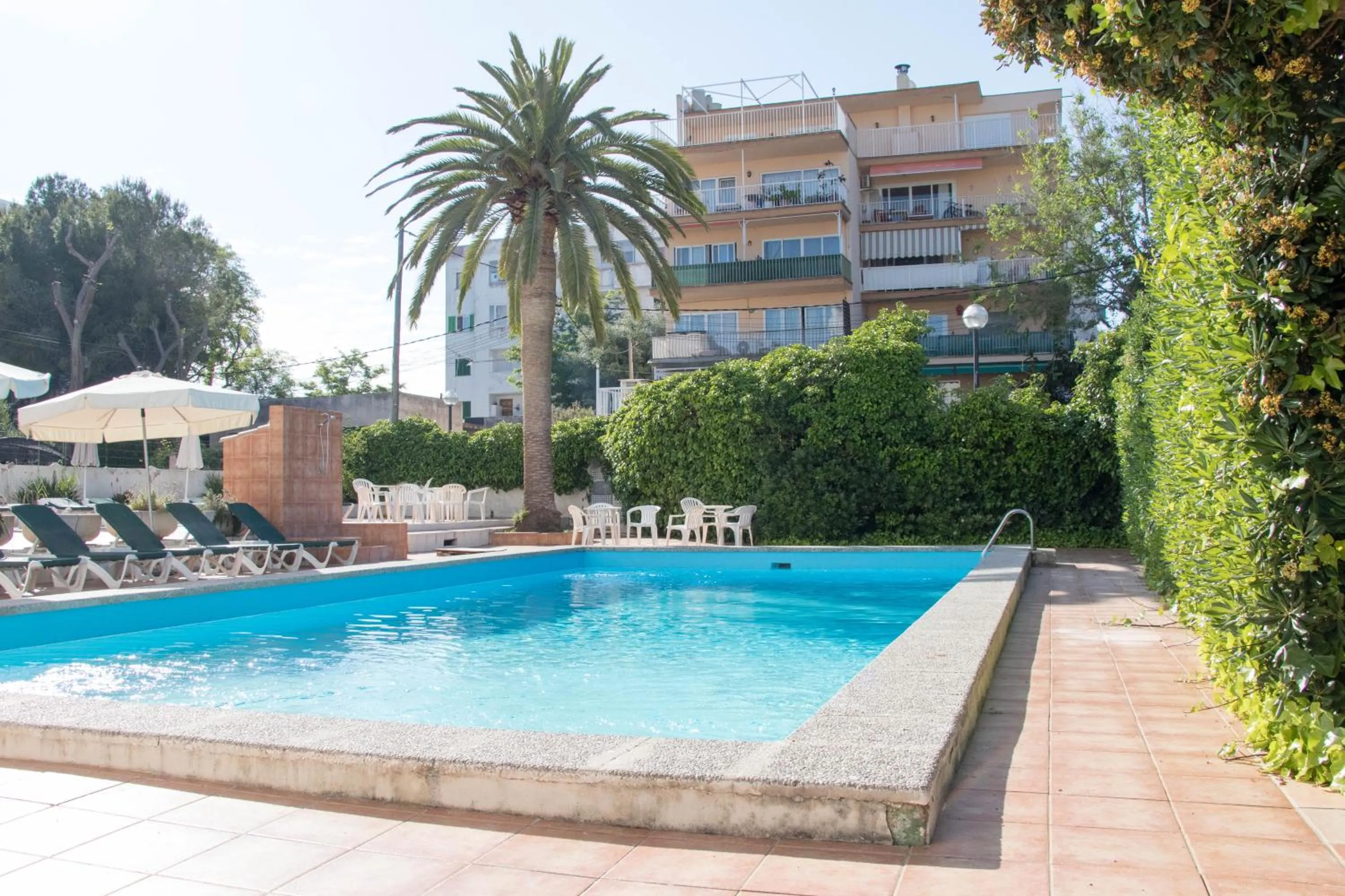 Swimming pool in Houm Nets - Adults Only