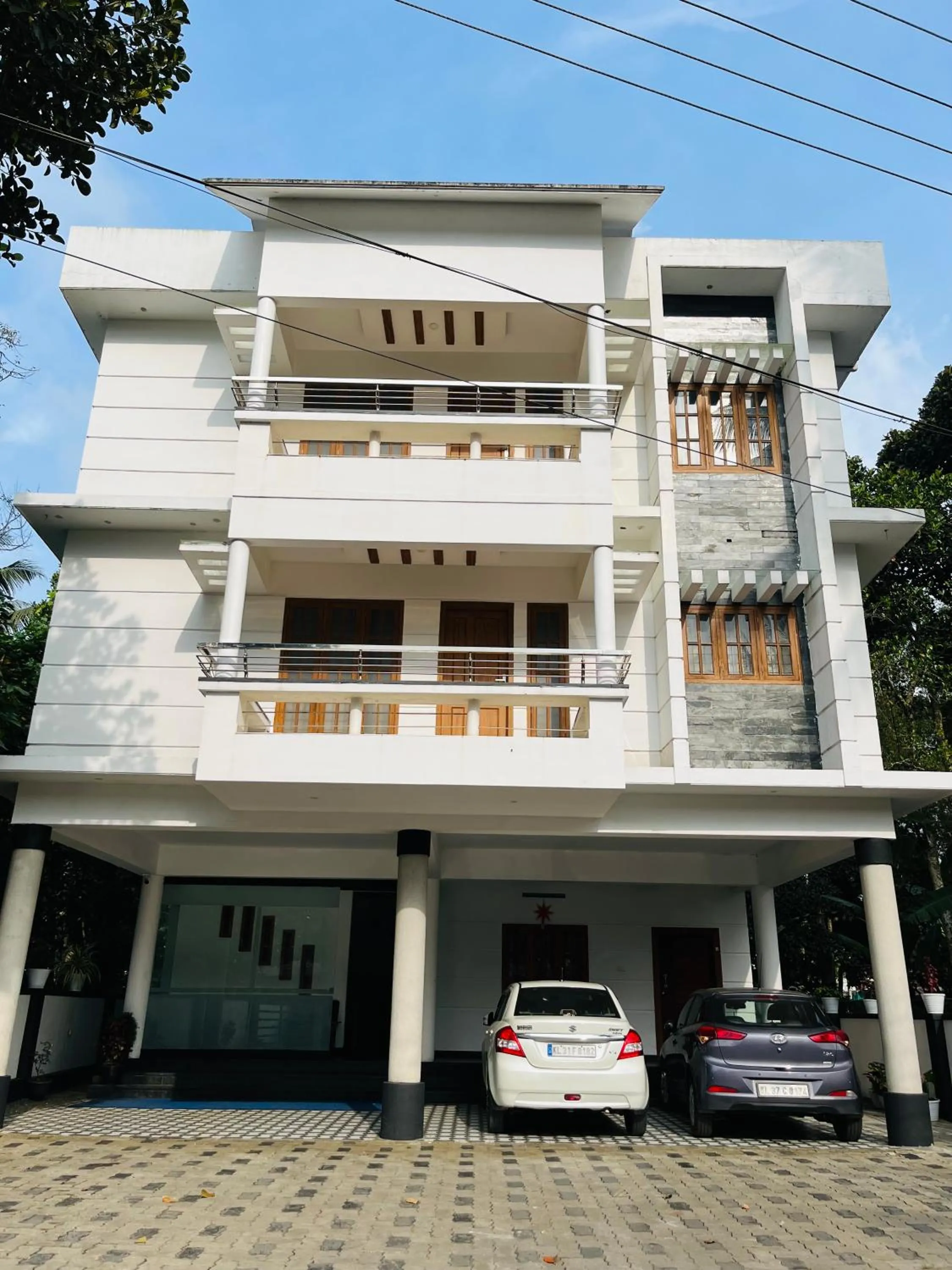 Property building in White Portico