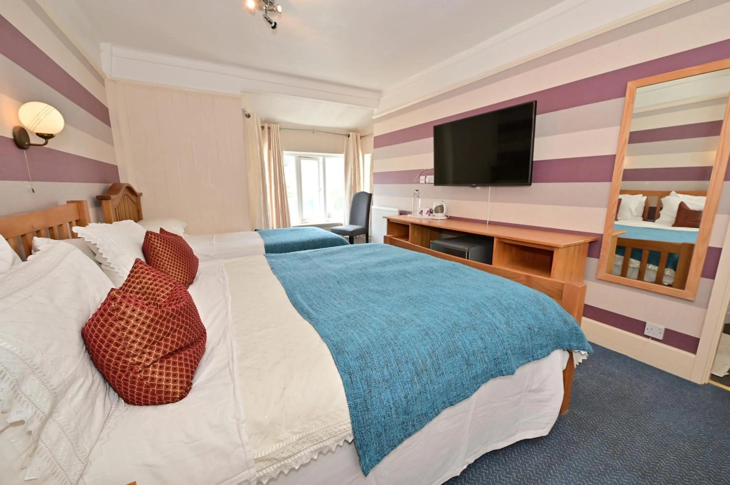 Bed in Lyme Bay House