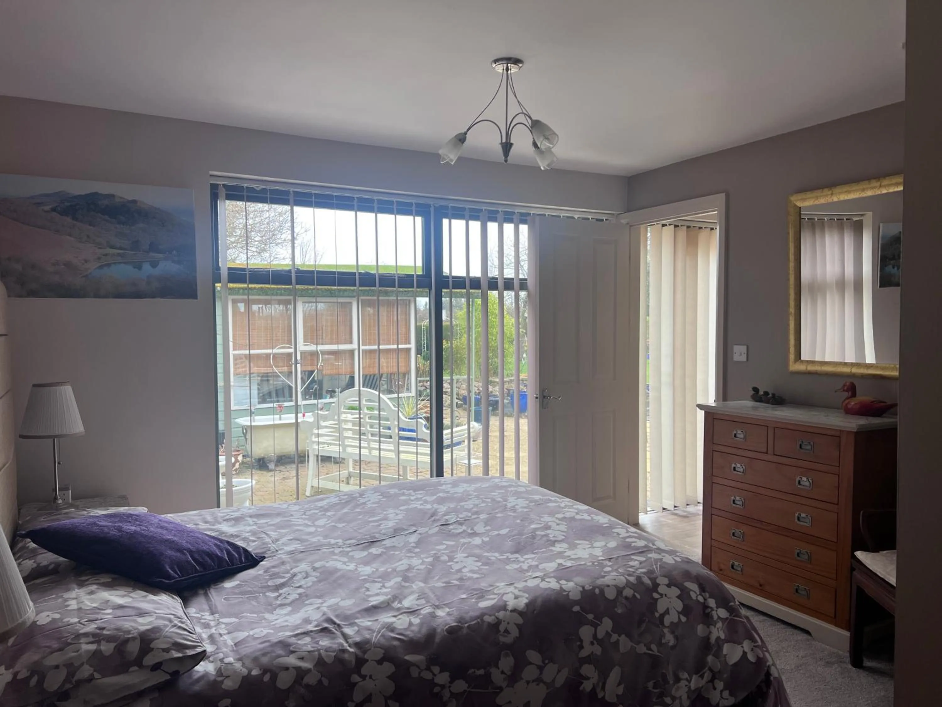 Bed in Orchard Side Bed and Breakfast