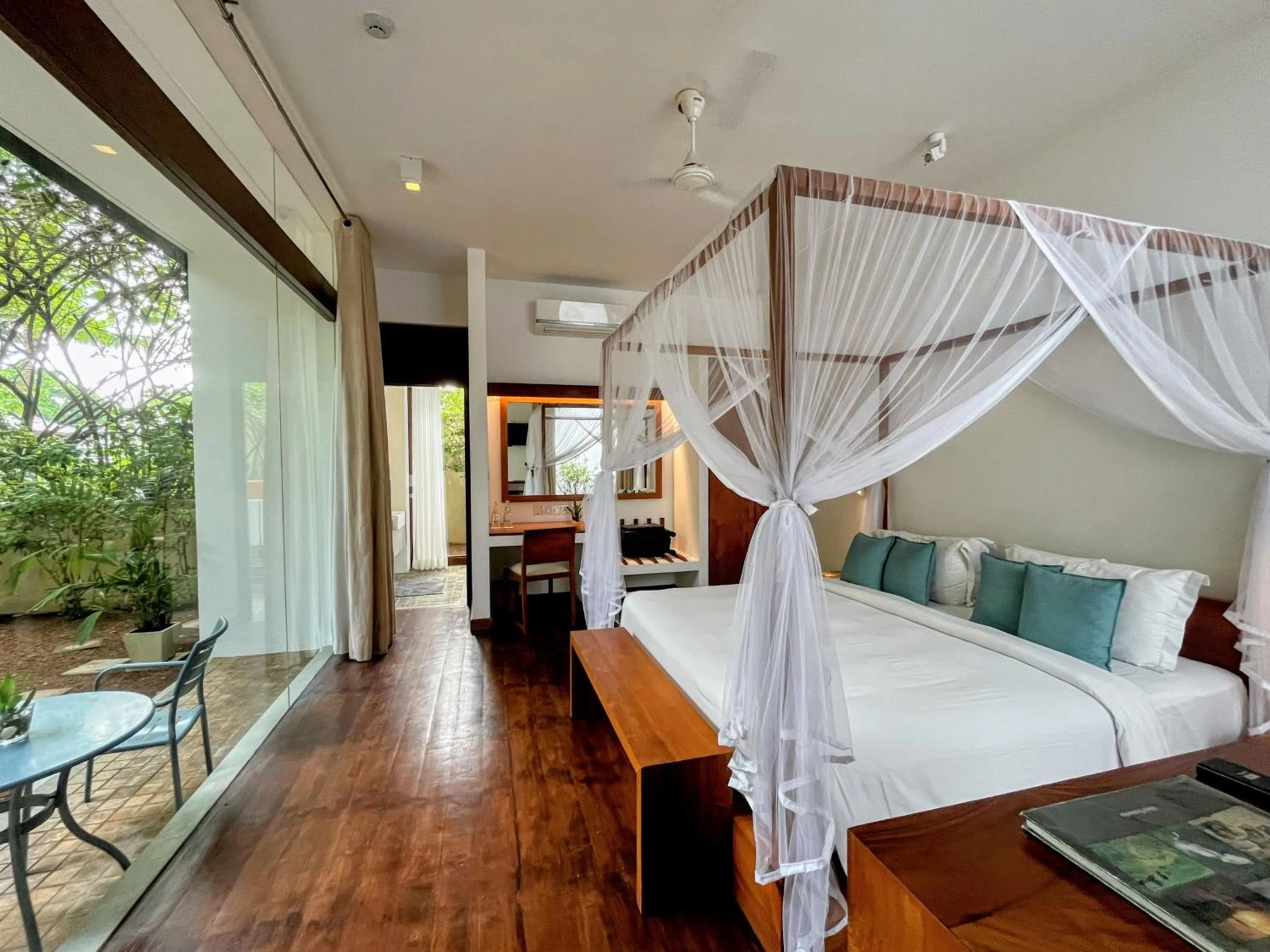 Bed in Calamansi Cove Villas