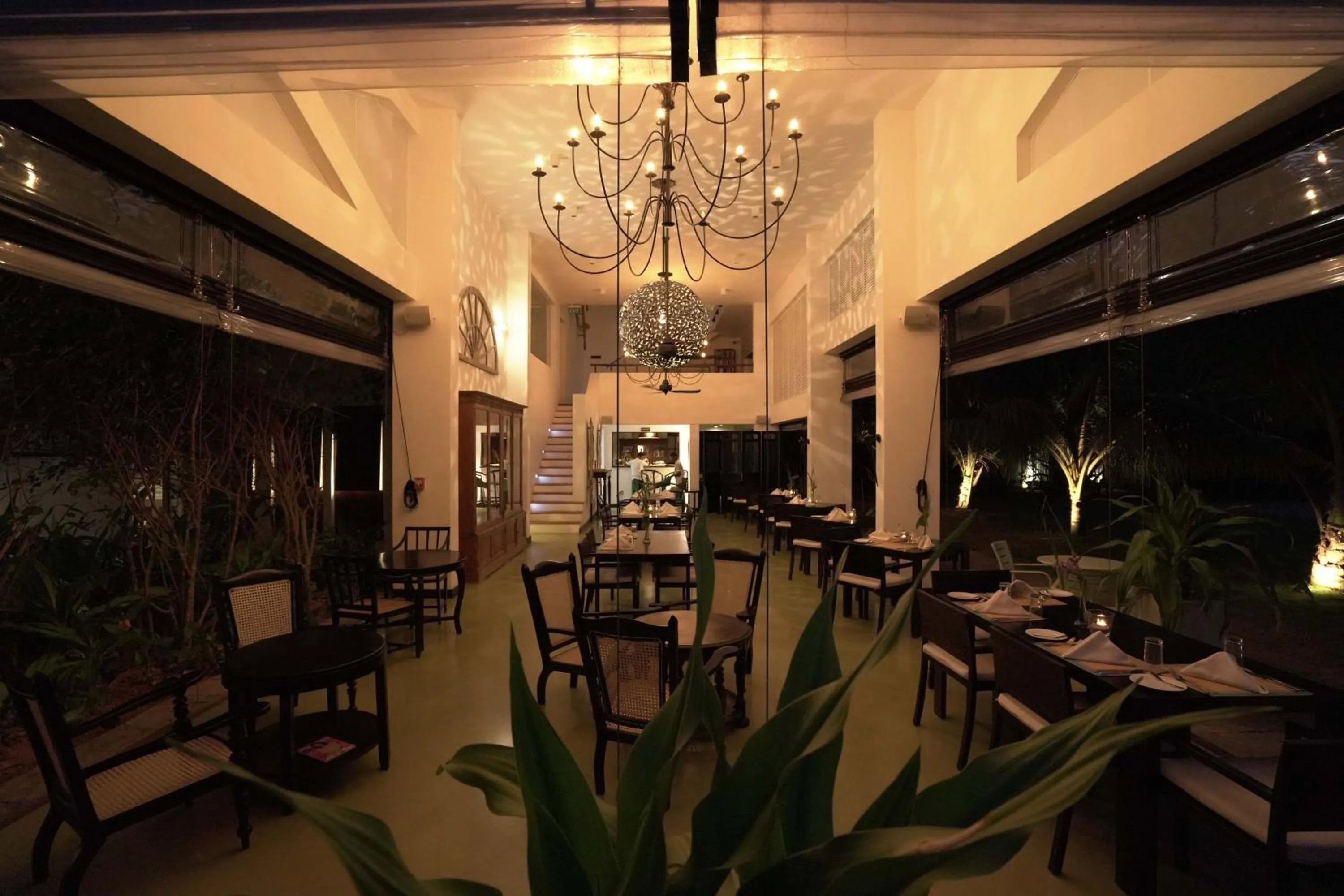 Restaurant/places to eat in Calamansi Cove Villas