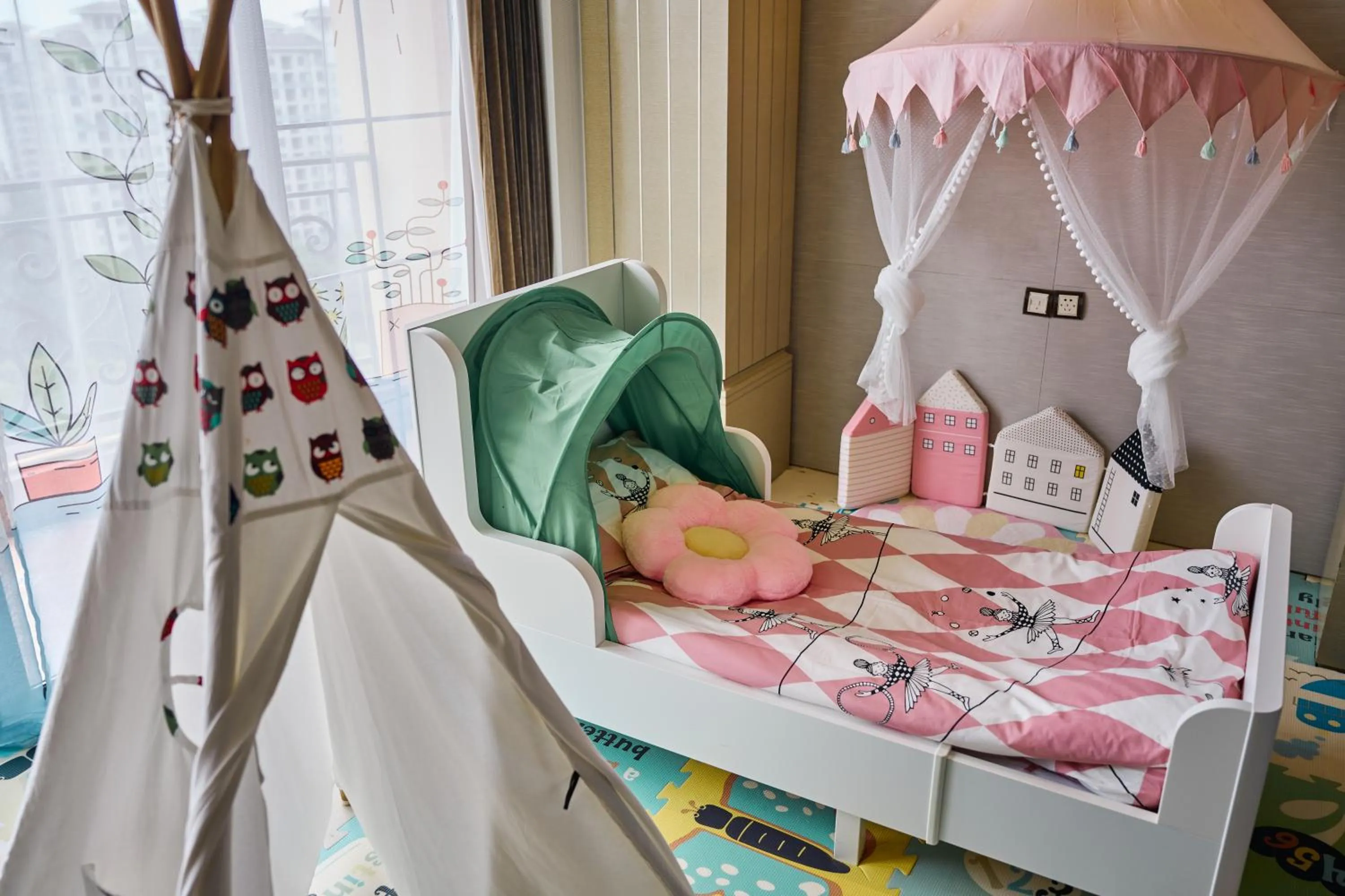 Bed in Chateau Star River Shanghai Minhang