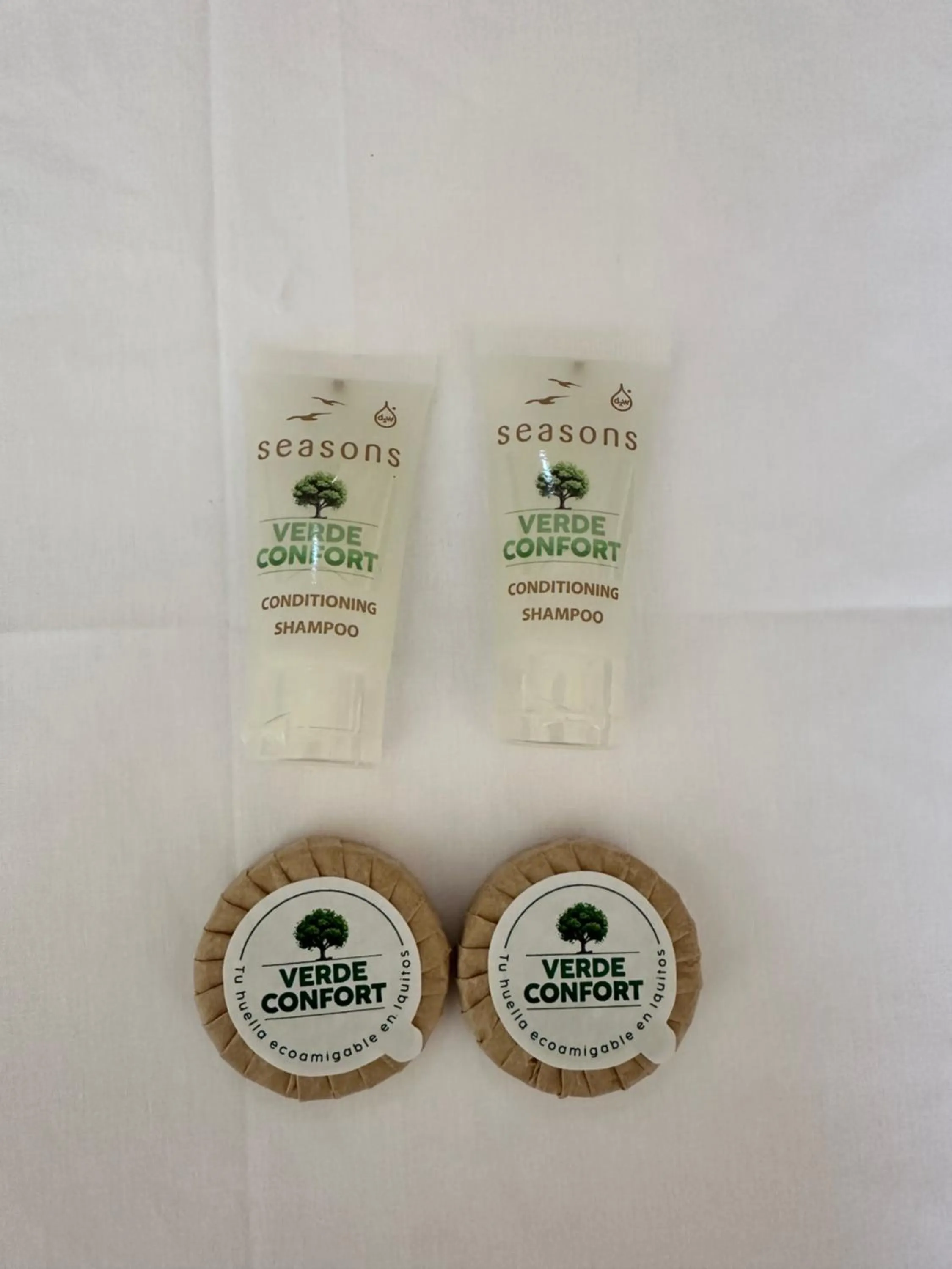 Logo/Certificate/Sign in Doral Inn Hotel - Iquitos