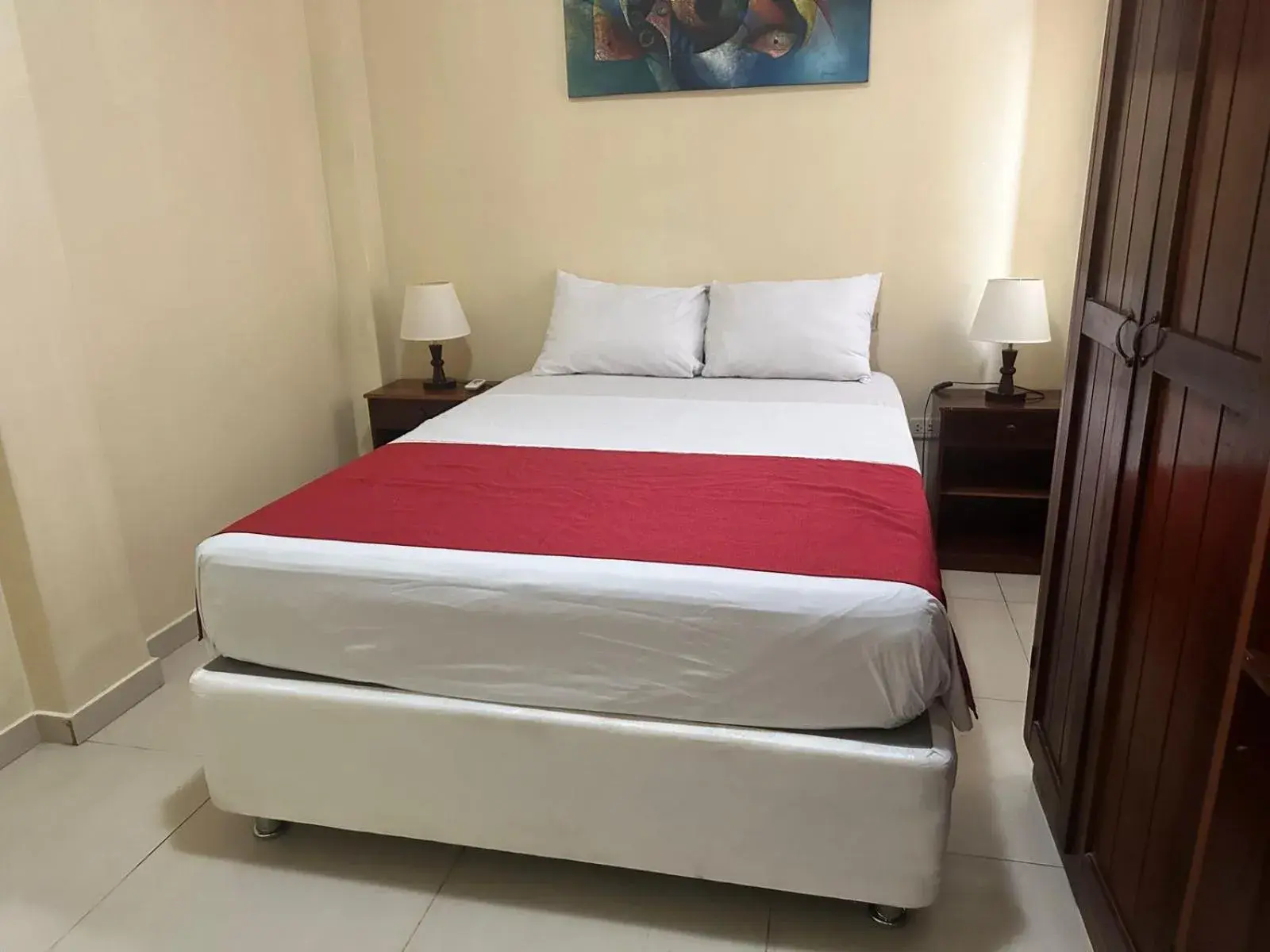 Standard Single Room - single occupancy in Doral Inn Hotel - Iquitos Standard Single Room - single occupancy in Doral Inn Hotel - Iquitos