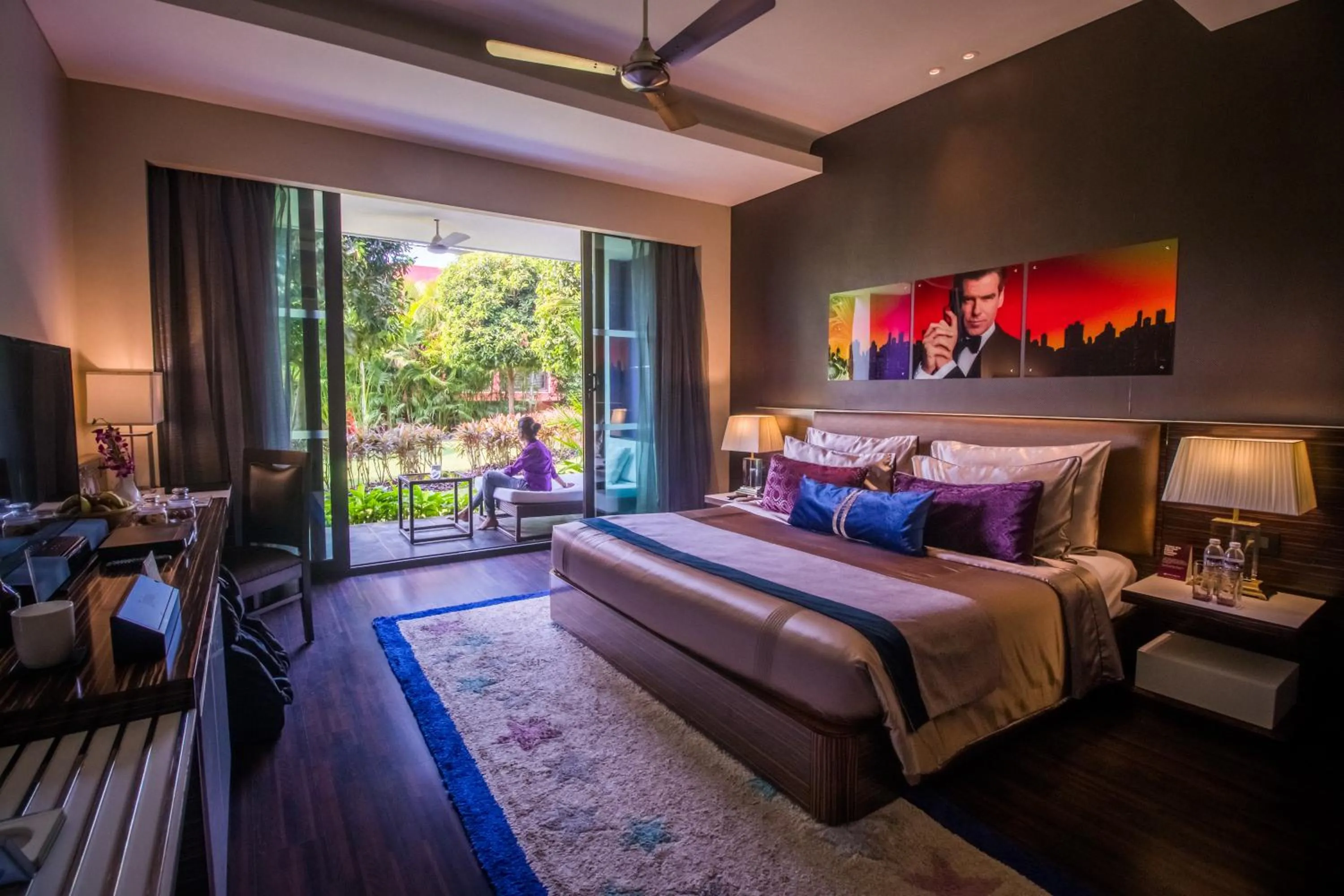 Garden view, Bed in Planet Hollywood Beach Resort Goa