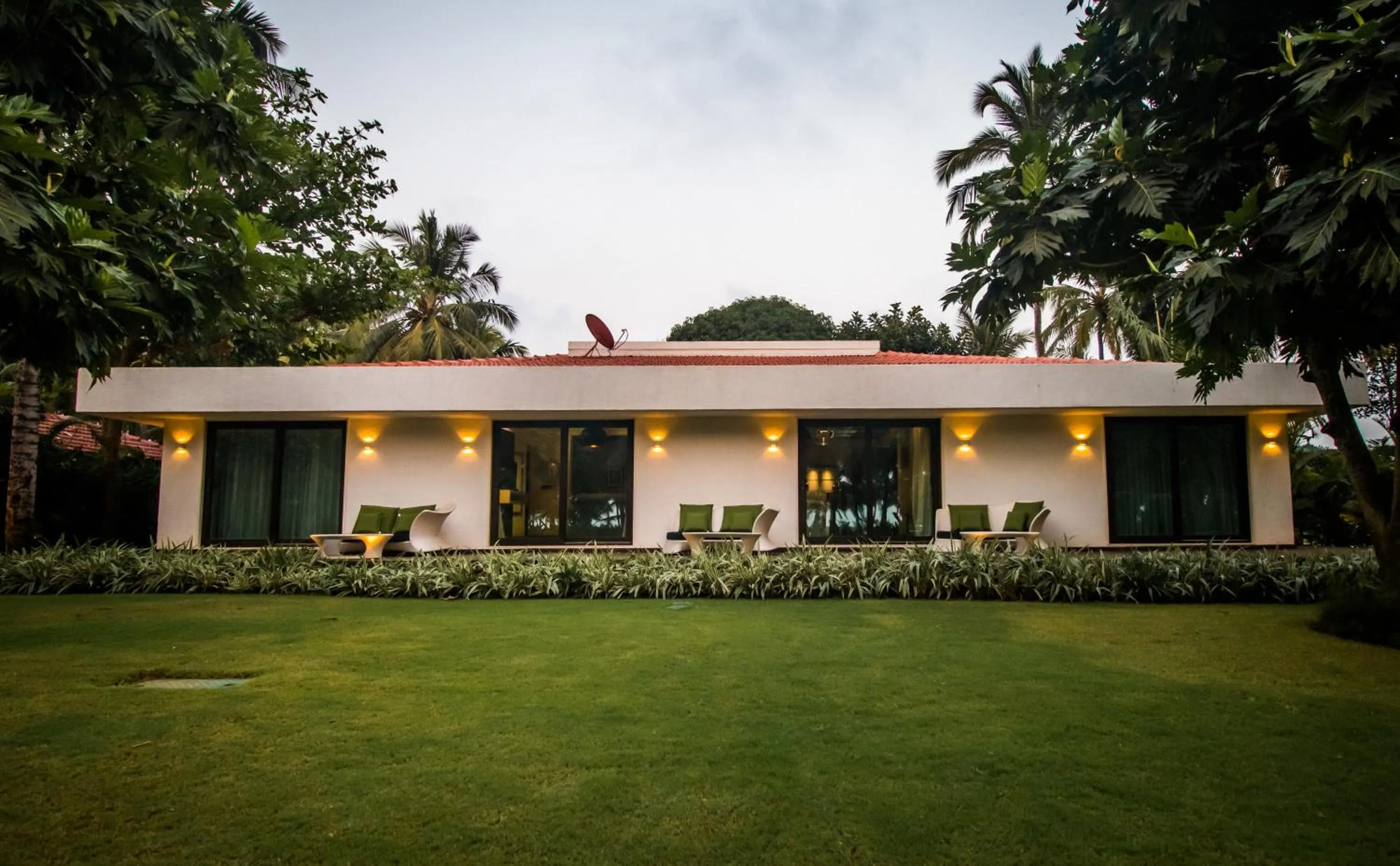 BBQ facilities in Planet Hollywood Beach Resort Goa