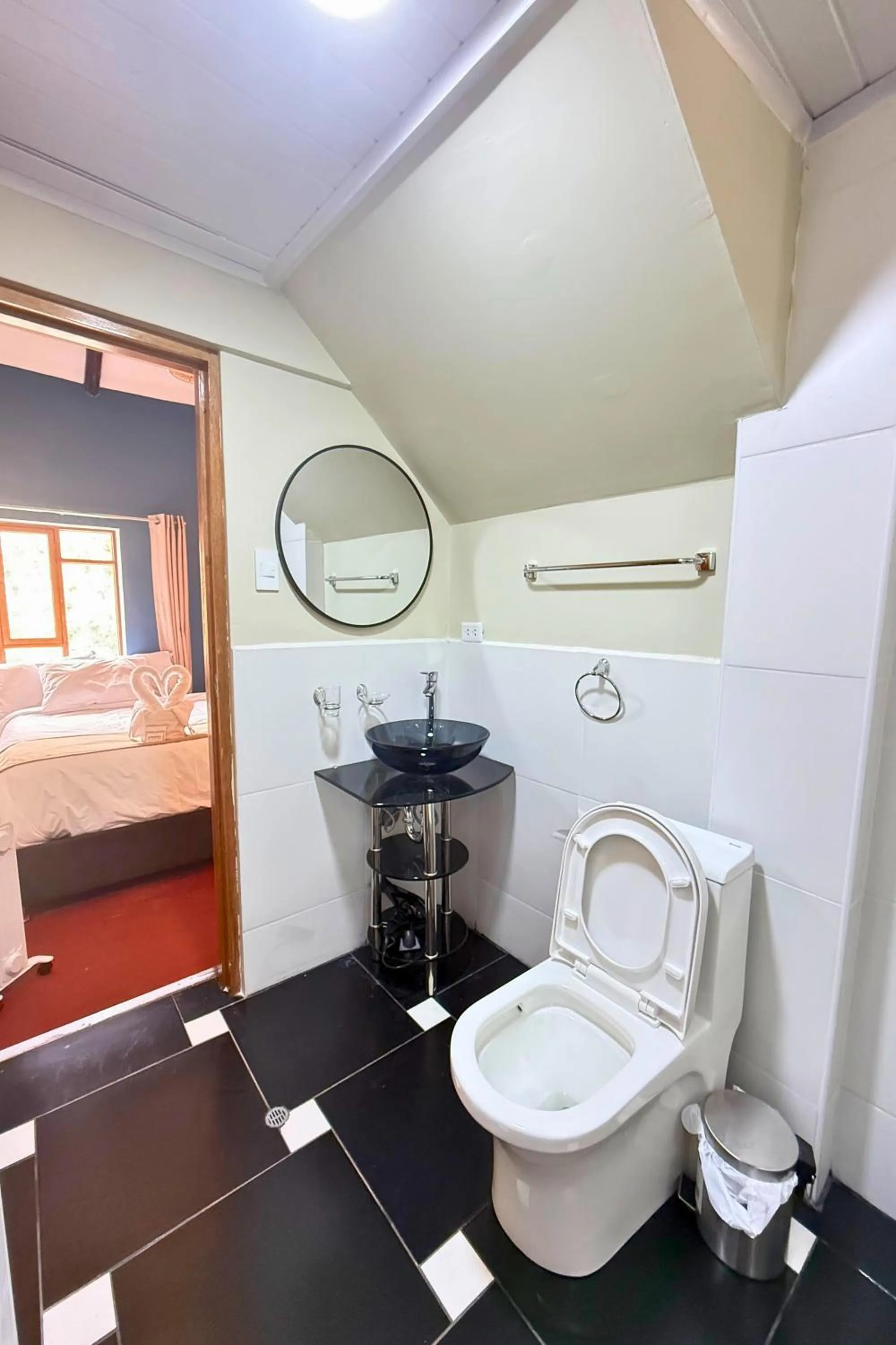 Bathroom in Andenes del Inca Hotel