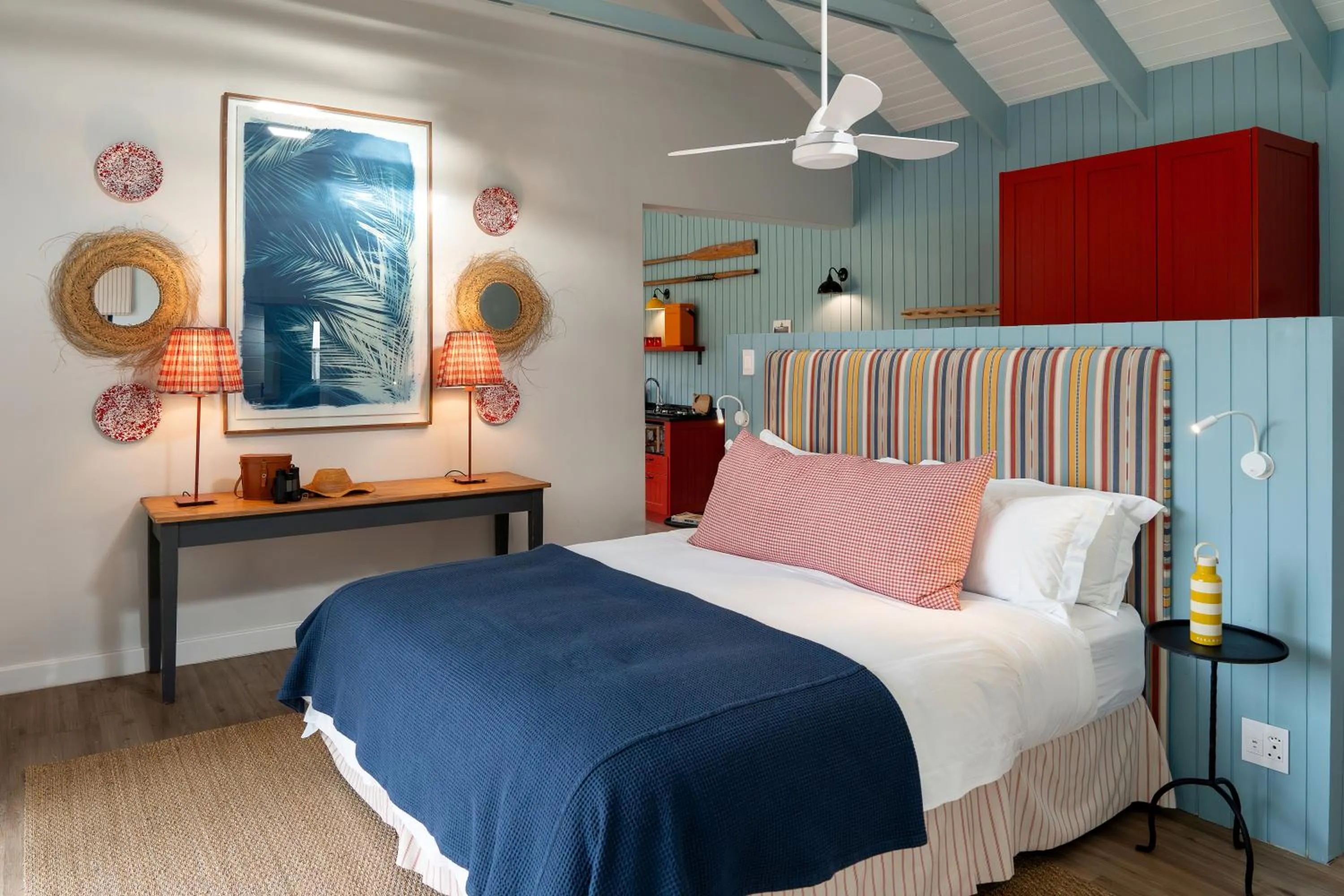 Bedroom, Bed in Coot Club