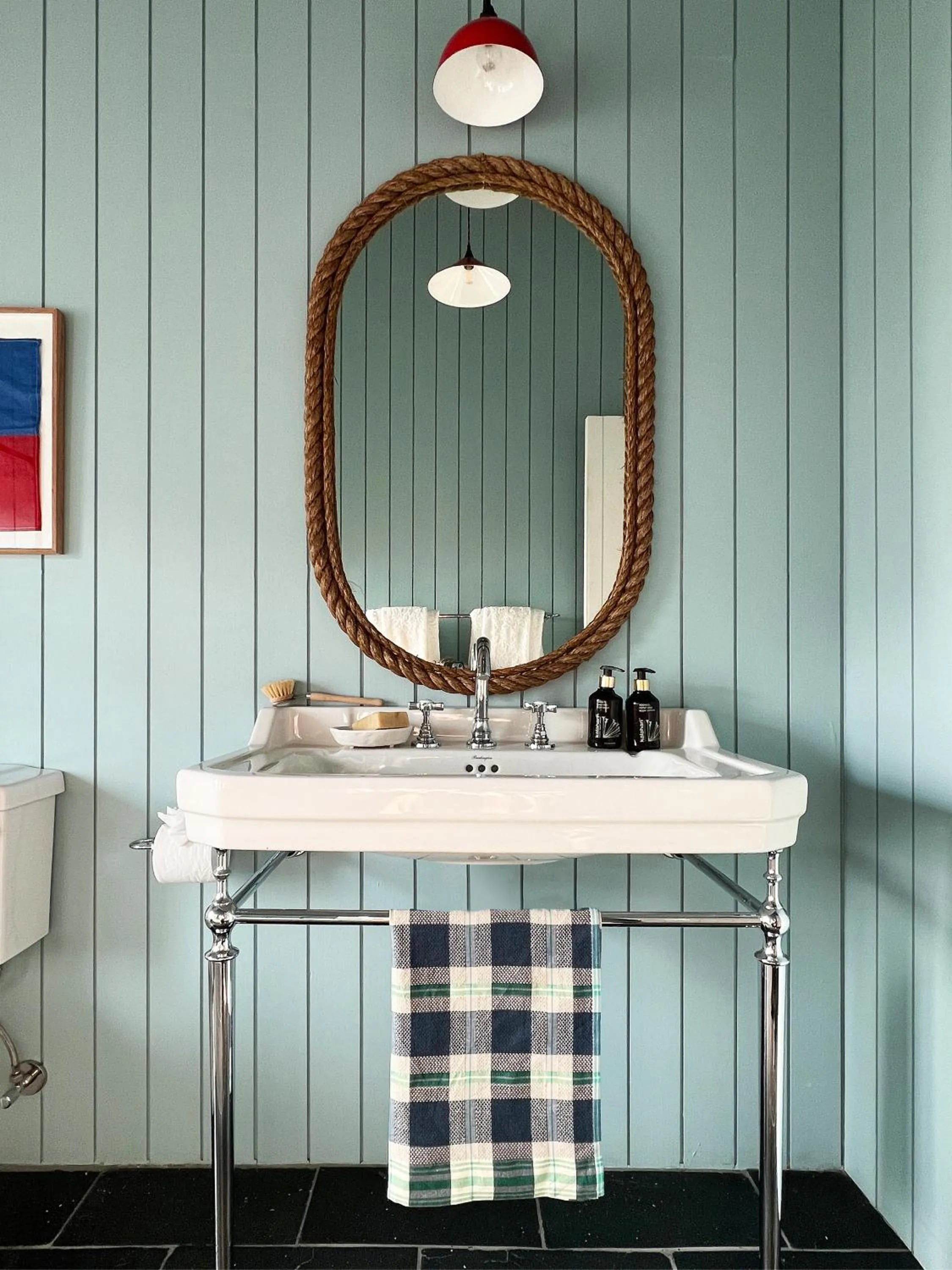 Bathroom in Coot Club