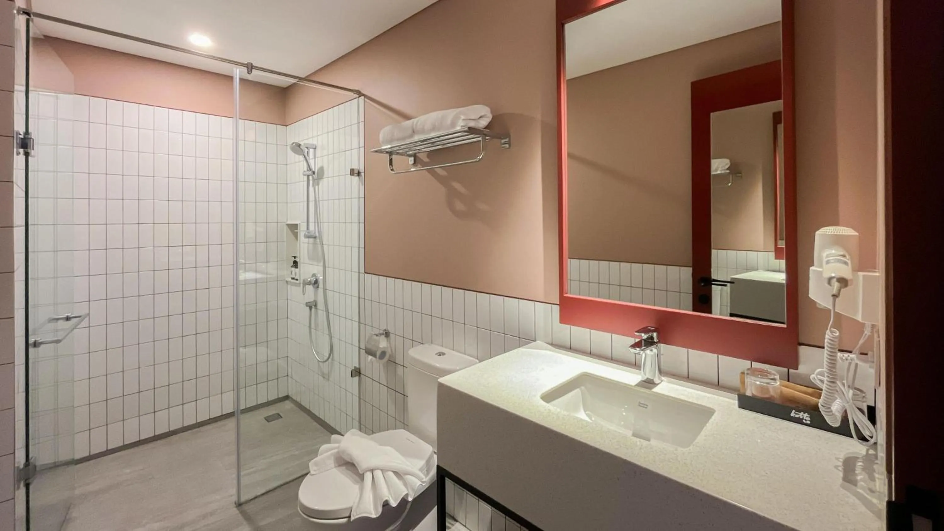 Toilet in Kotta GO Hotel Tegal