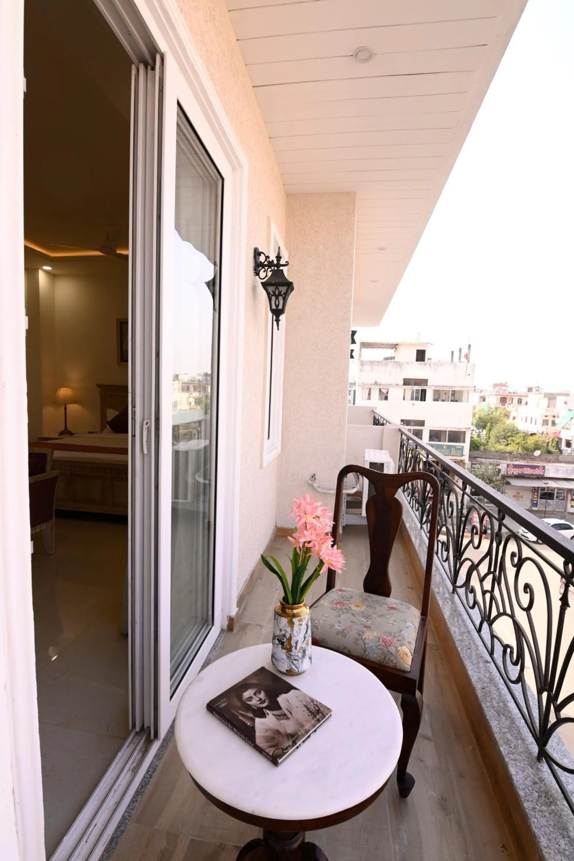 View (from property/room) in Casa99