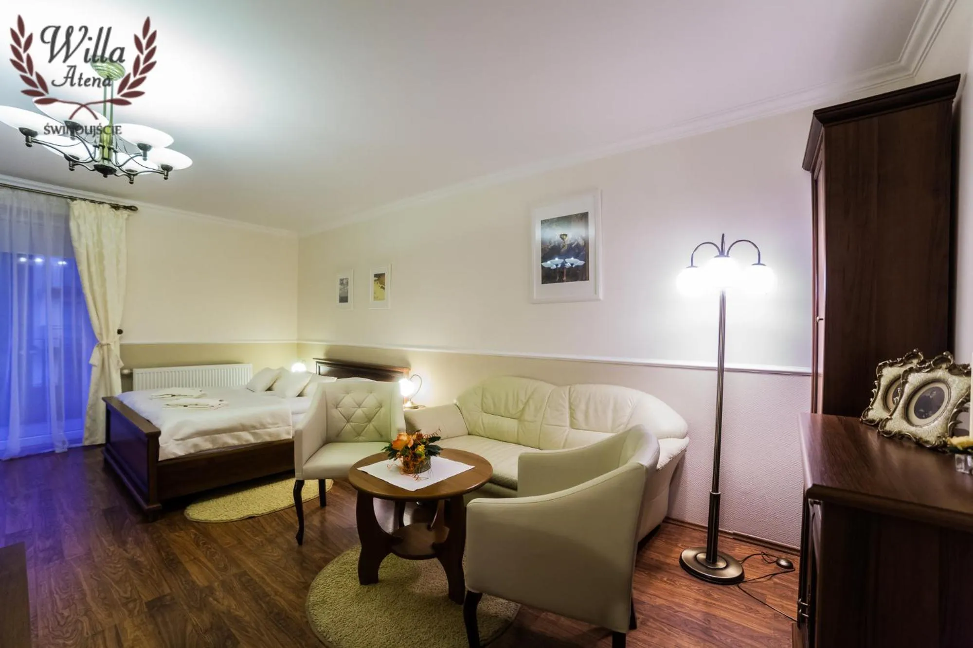 Photo of the whole room in Willa Atena