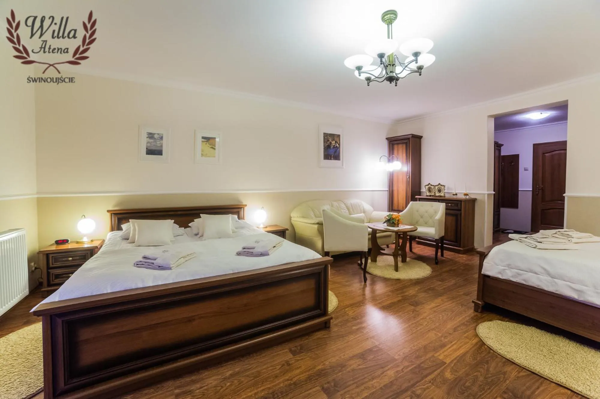 Hot Tub, Bed in Willa Atena