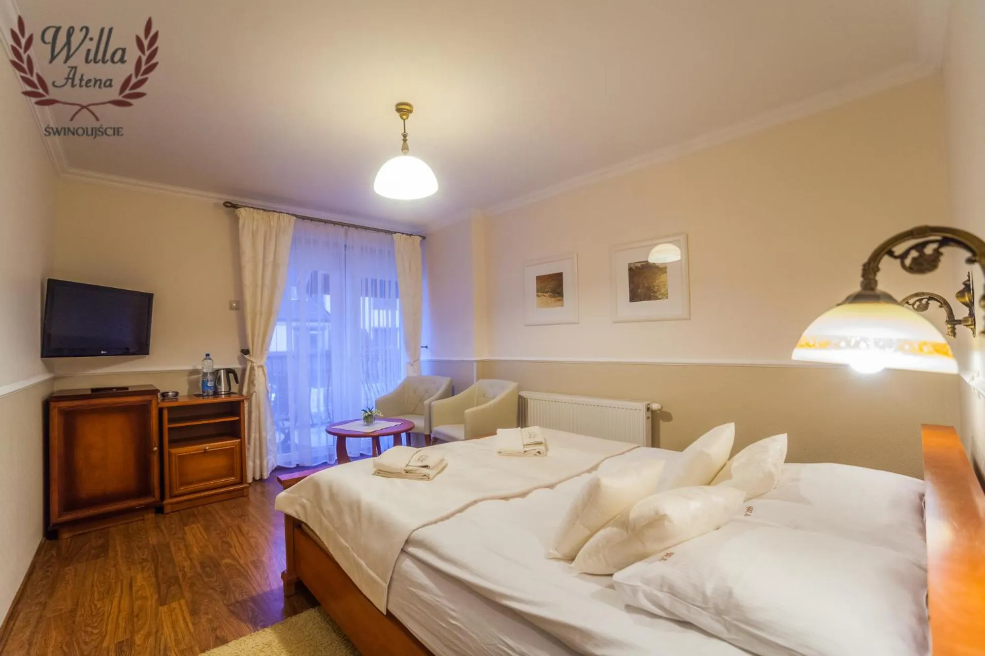 Photo of the whole room, Bed in Willa Atena