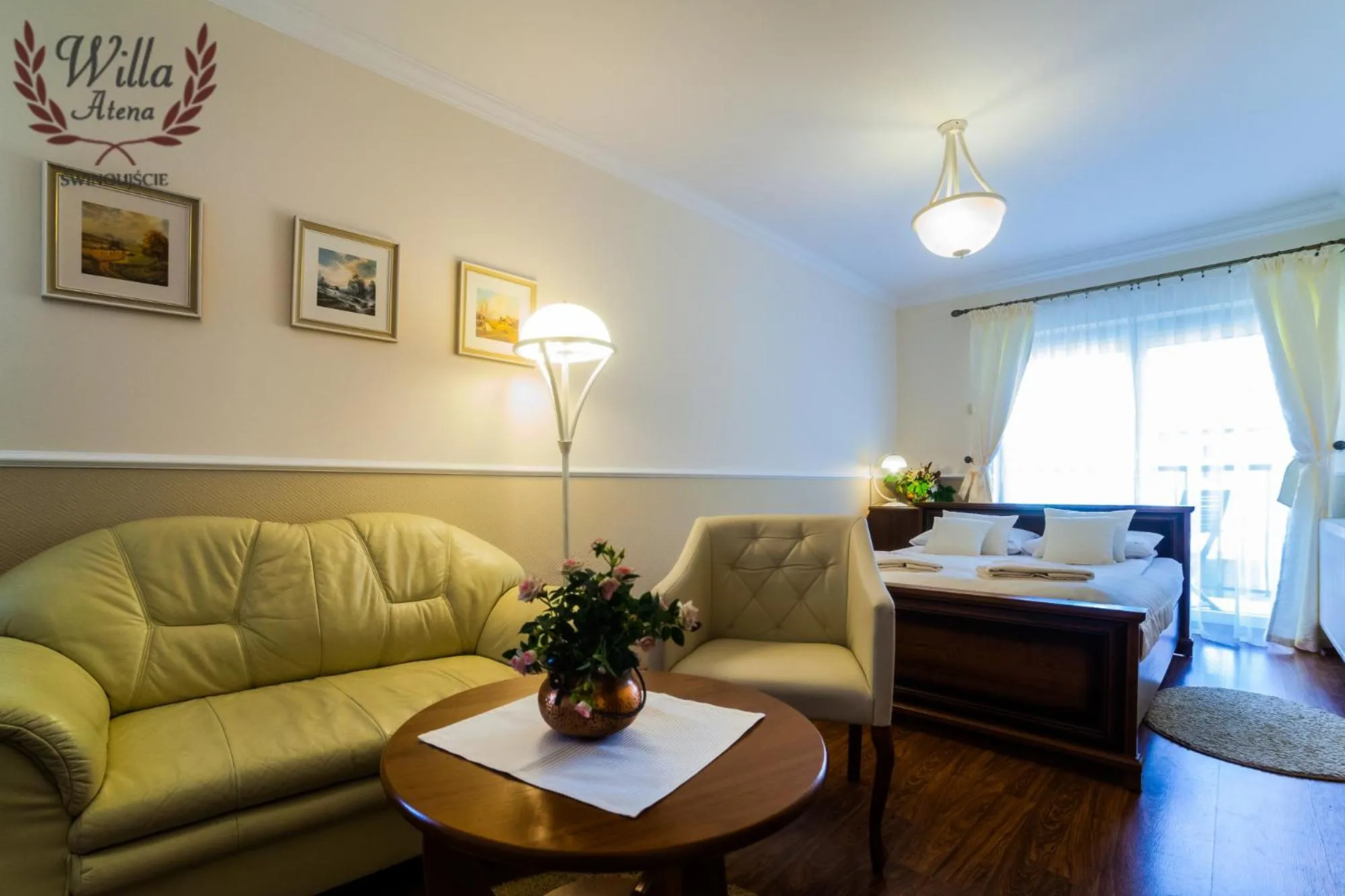 Photo of the whole room in Willa Atena