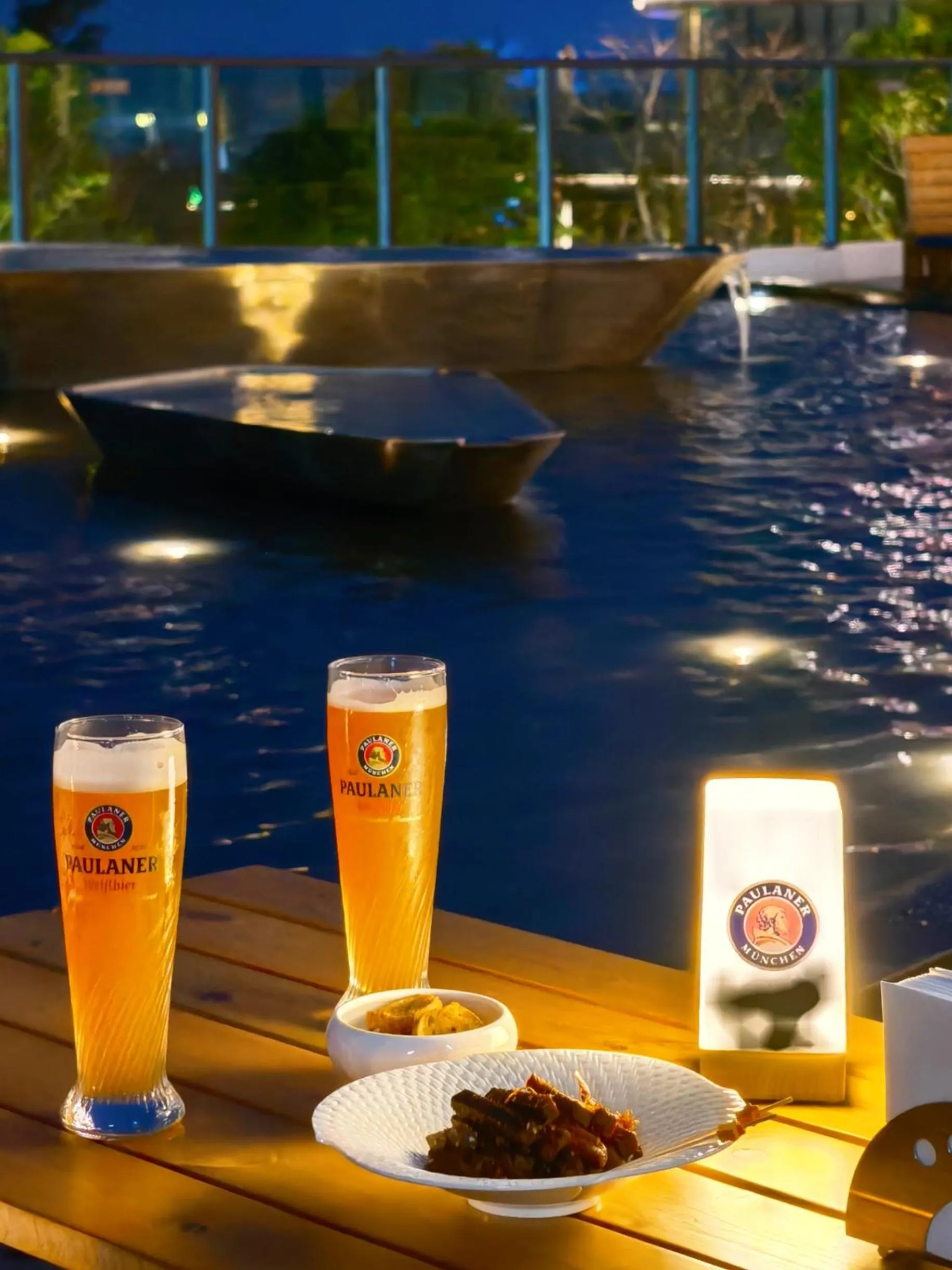 Lounge or bar in Beihai Marriott Resort