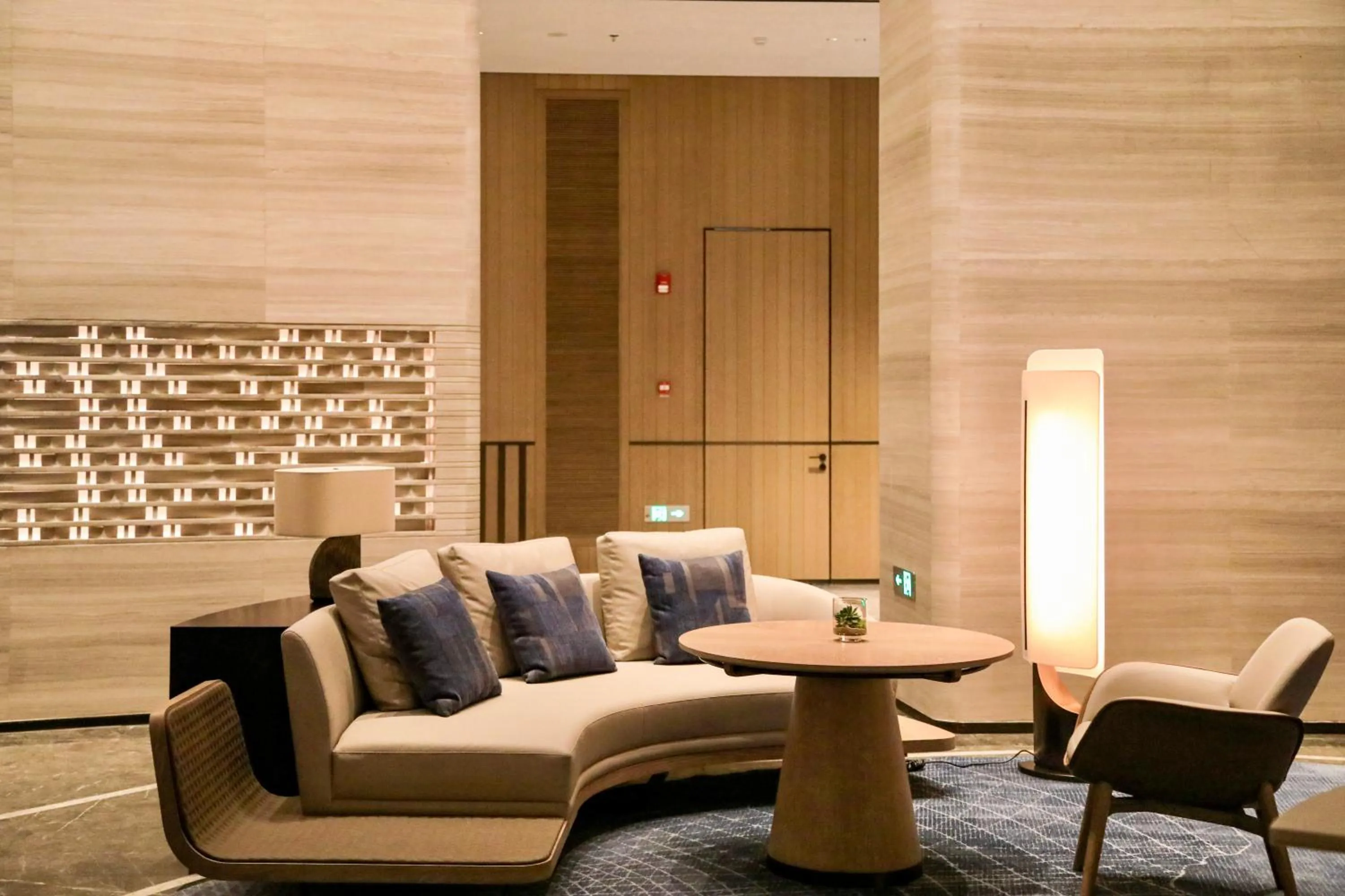 Lobby or reception in Beihai Marriott Resort