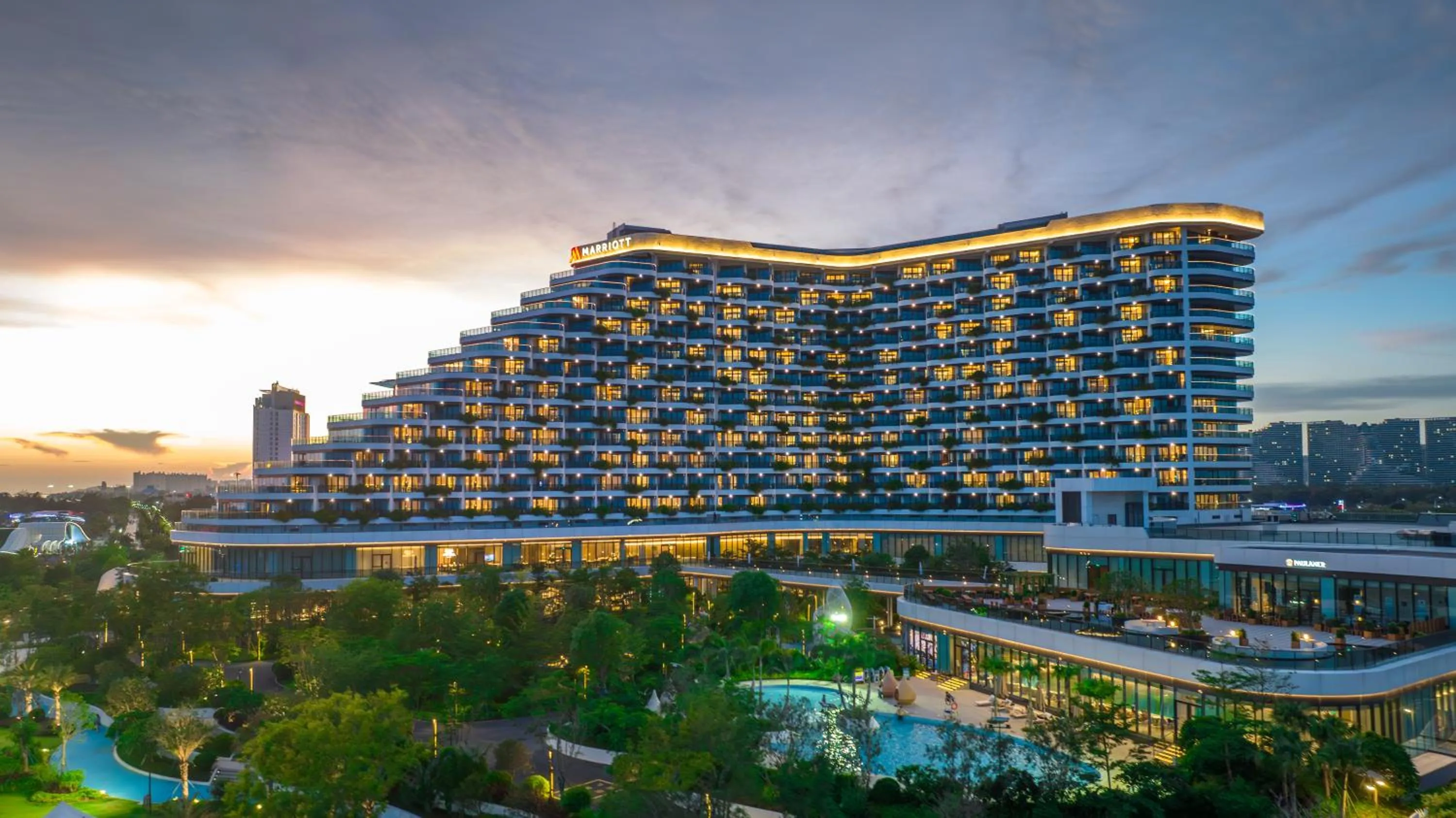 Property building in Beihai Marriott Resort
