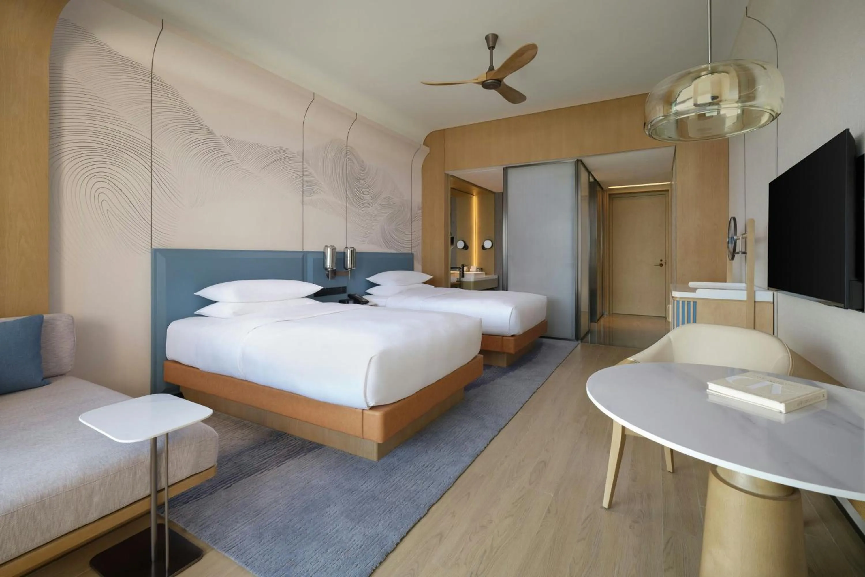 Bedroom, Bed in Beihai Marriott Resort