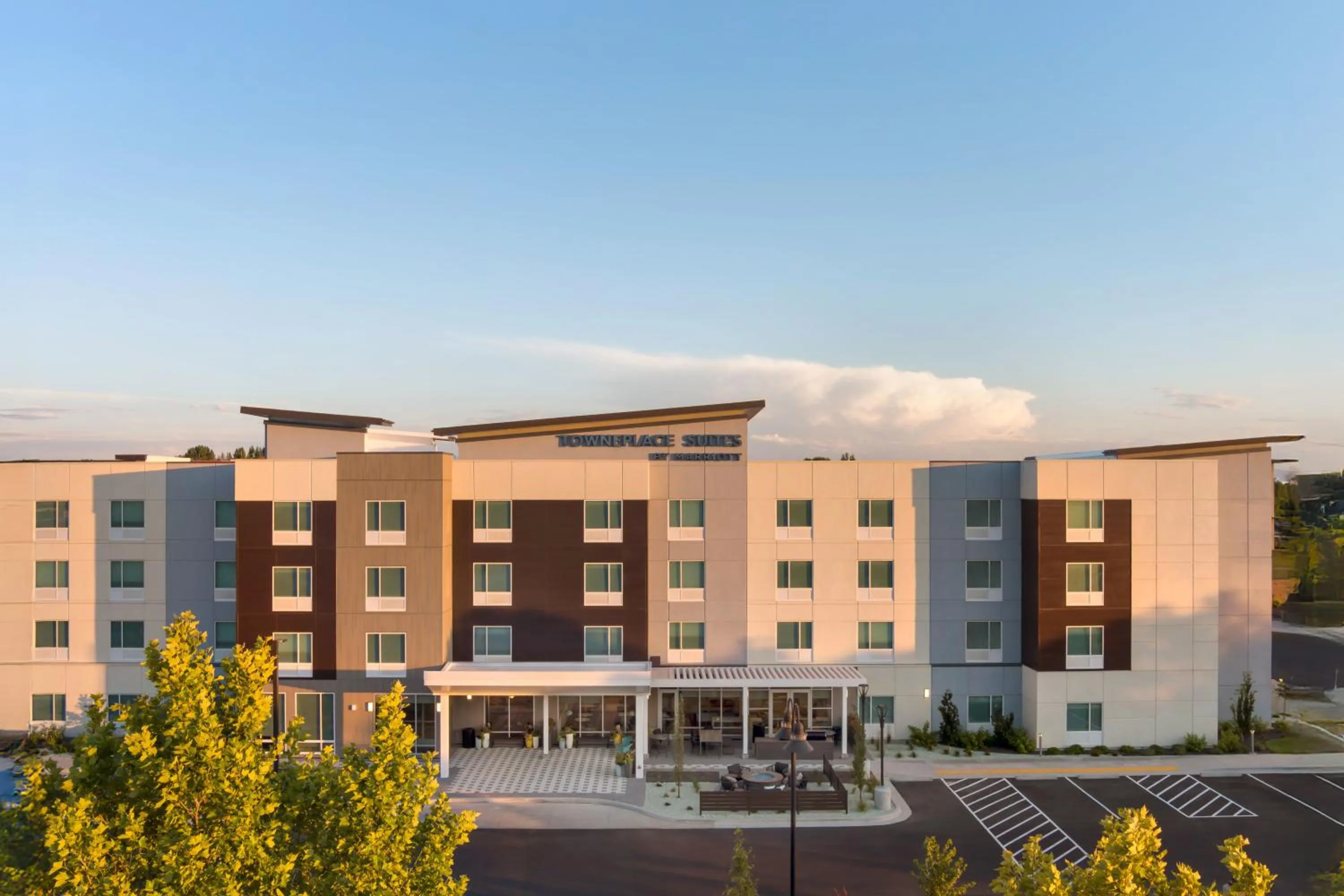 Facade/entrance in TownePlace Suites by Marriott Nampa