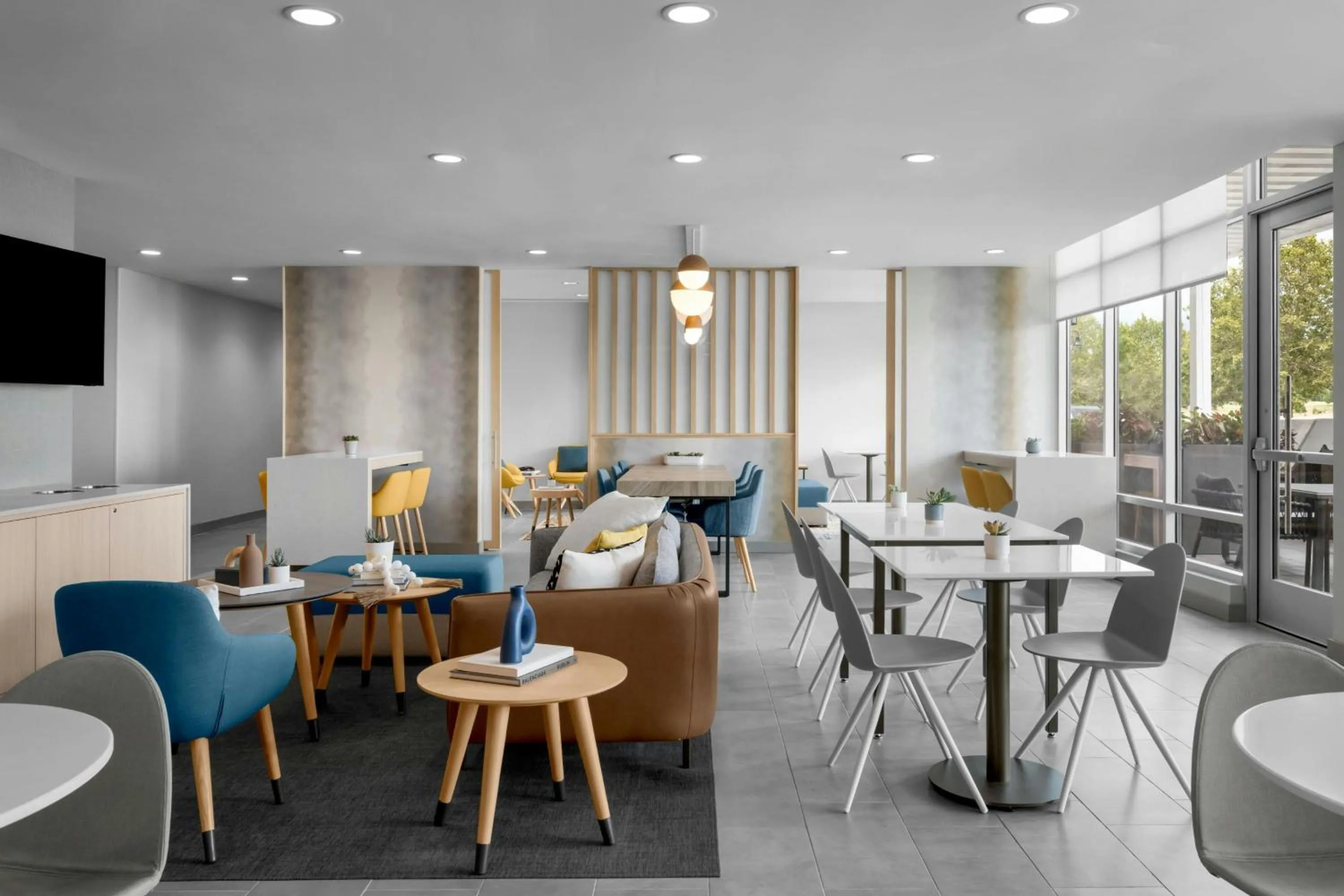 Breakfast in TownePlace Suites by Marriott Nampa