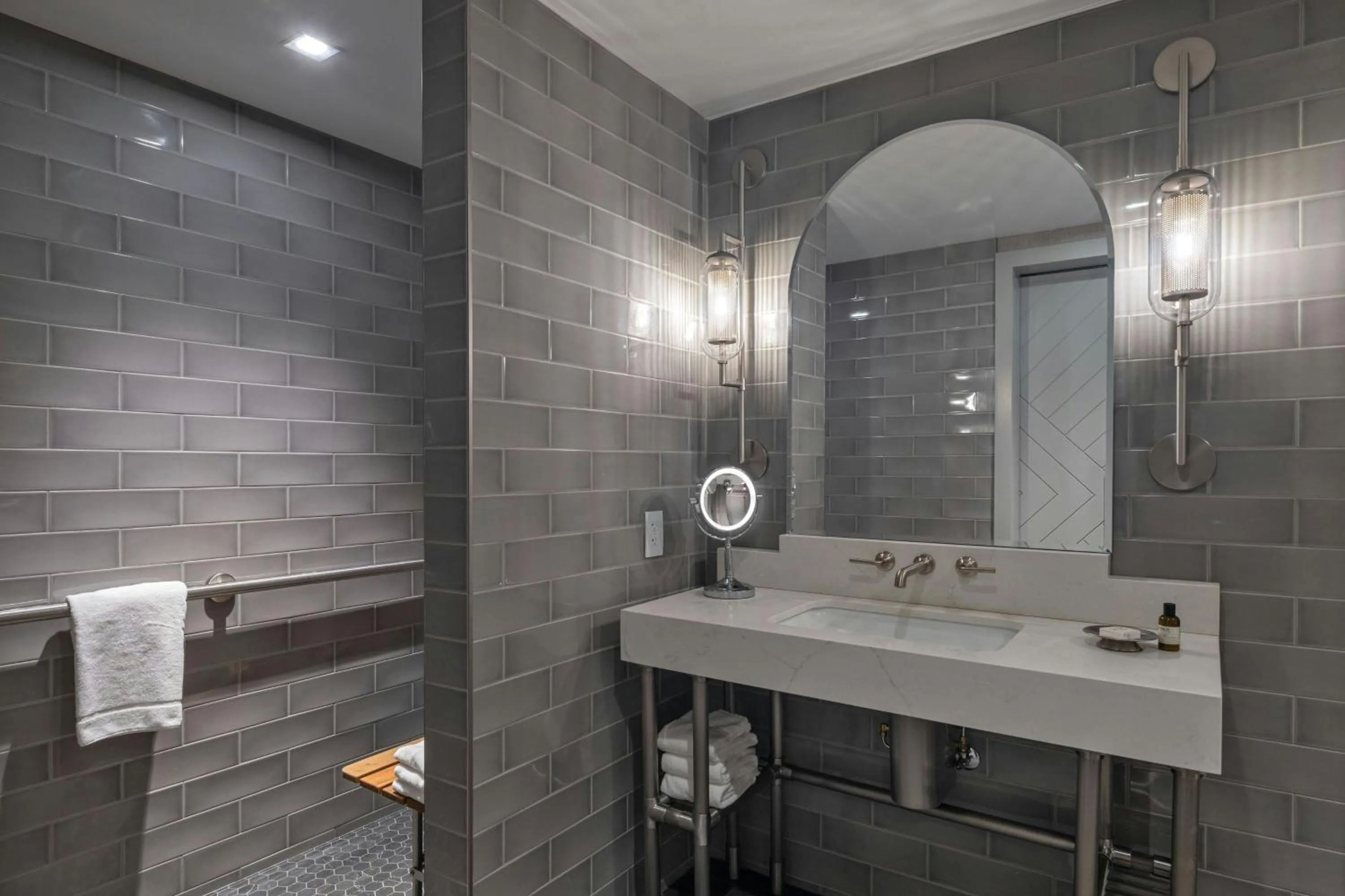 Bathroom in The Vanguard Ann Arbor, Autograph Collection