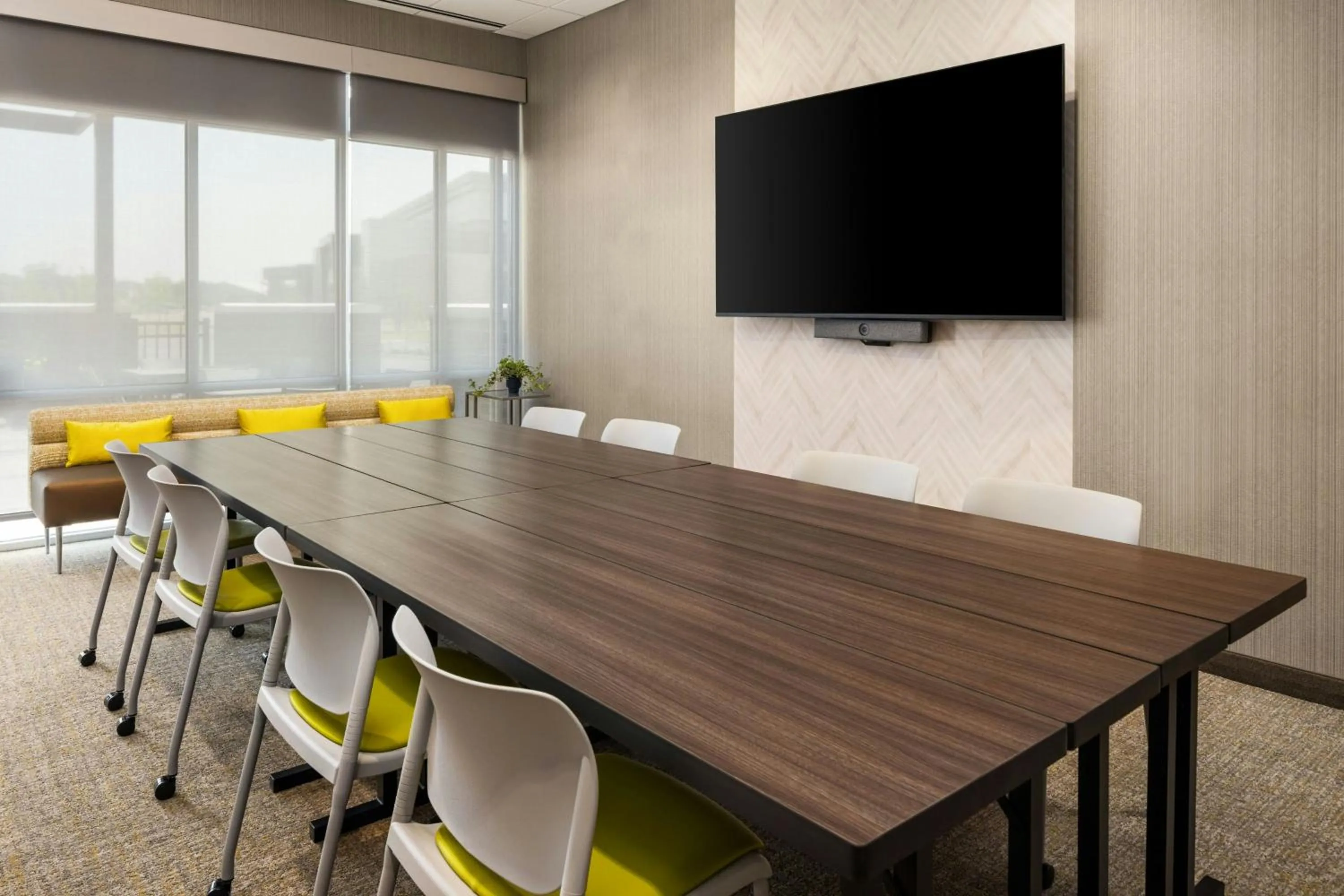 Meeting/conference room in SpringHill Suites by Marriott Eau Claire