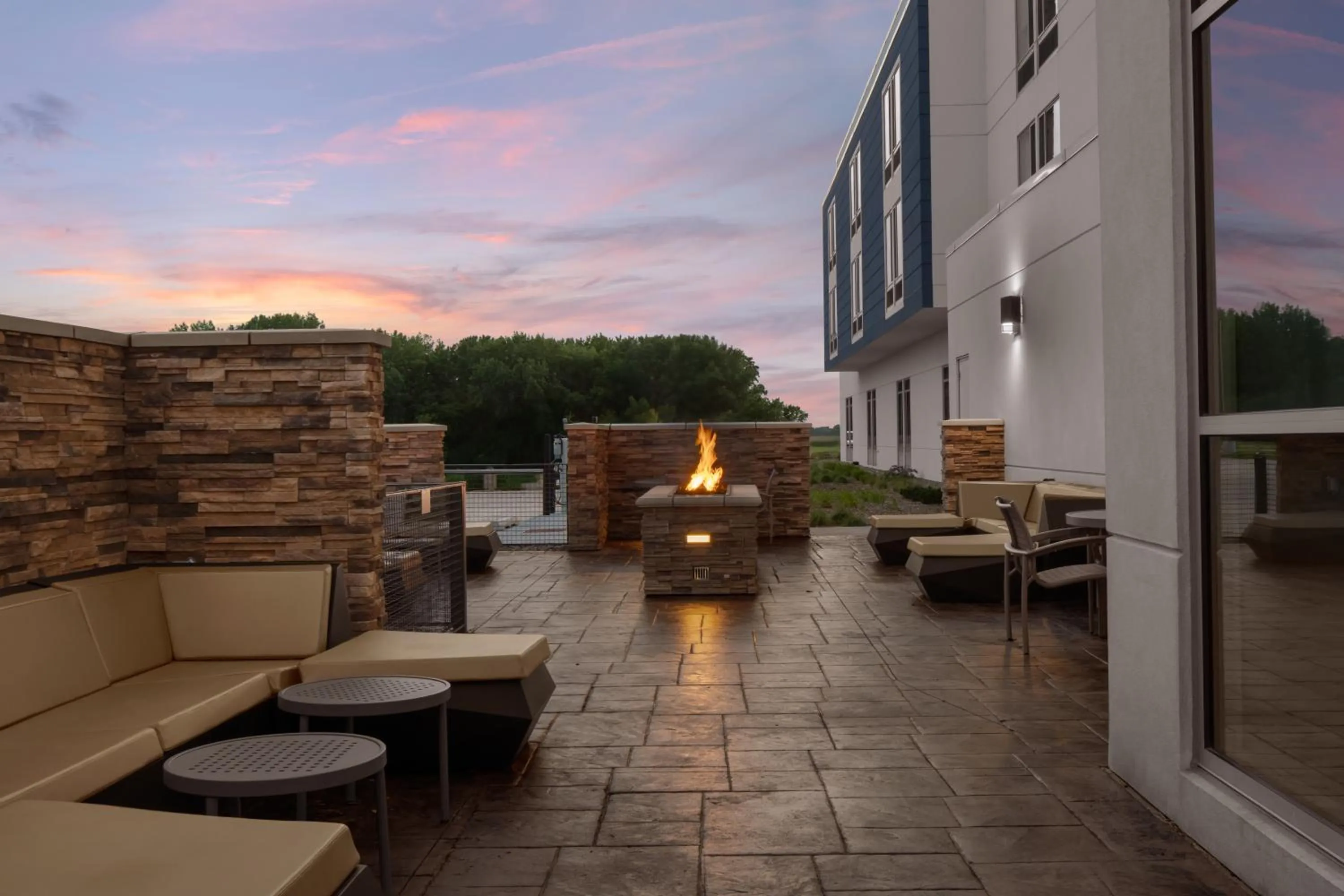 Patio in SpringHill Suites by Marriott Grand Island
