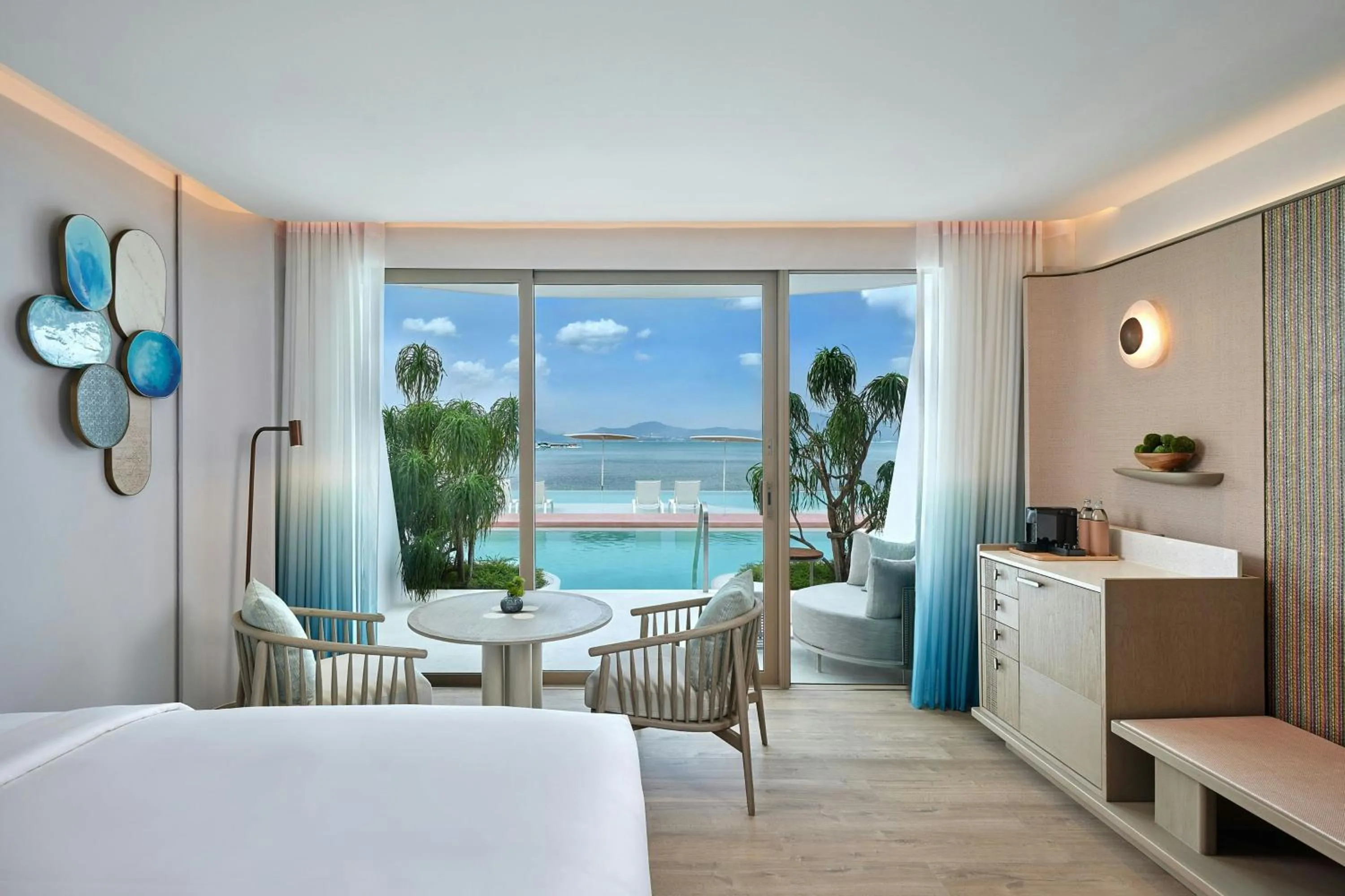 Swimming pool, Bed in Veranda Resort Phuket, Autograph Collection